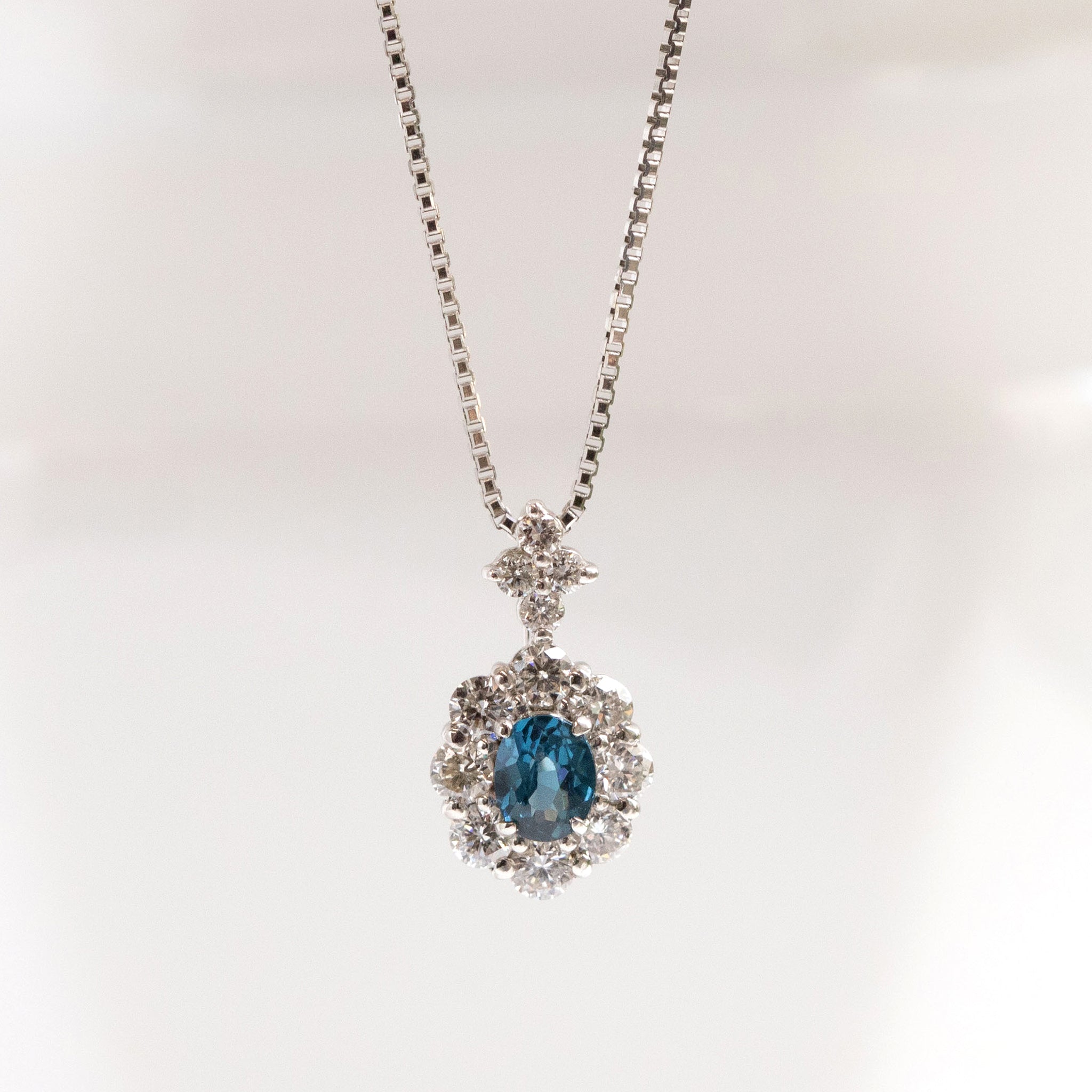 【限定1点】ブルースピネル/ダイヤモンド プラチナネックレス(8月誕生石/鑑別書付)《26T10108》