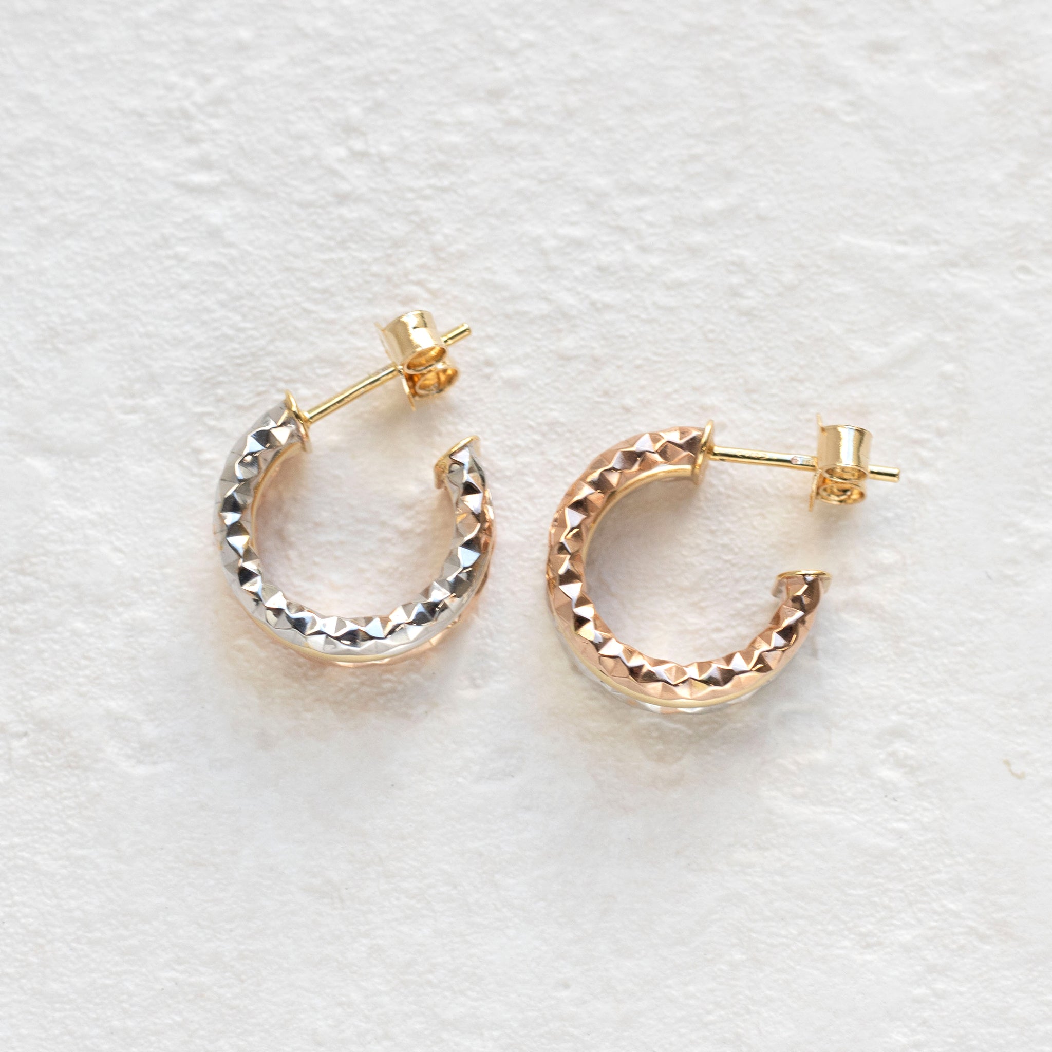 K18ピアス(スリーカラー/イタリア製)《26T10126》