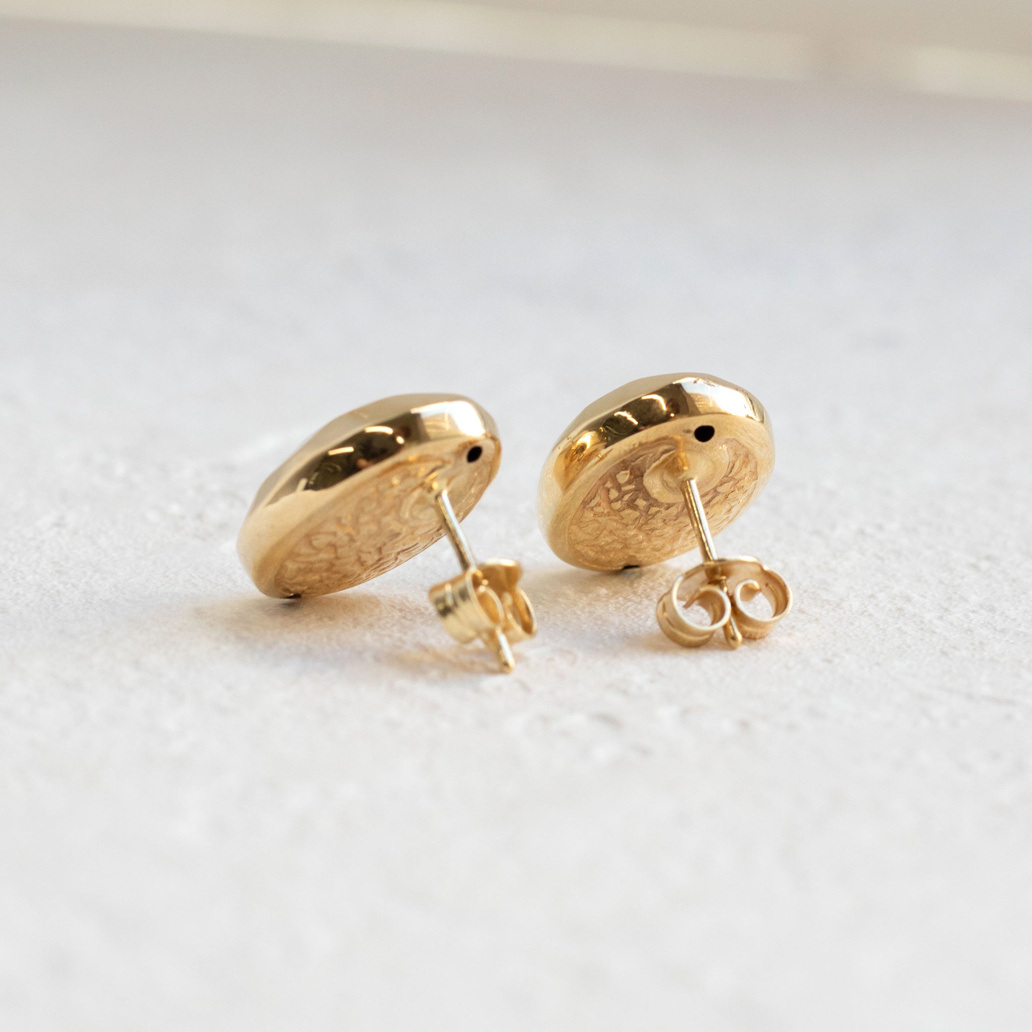 K18ピアス(イタリア製)《26T10128》