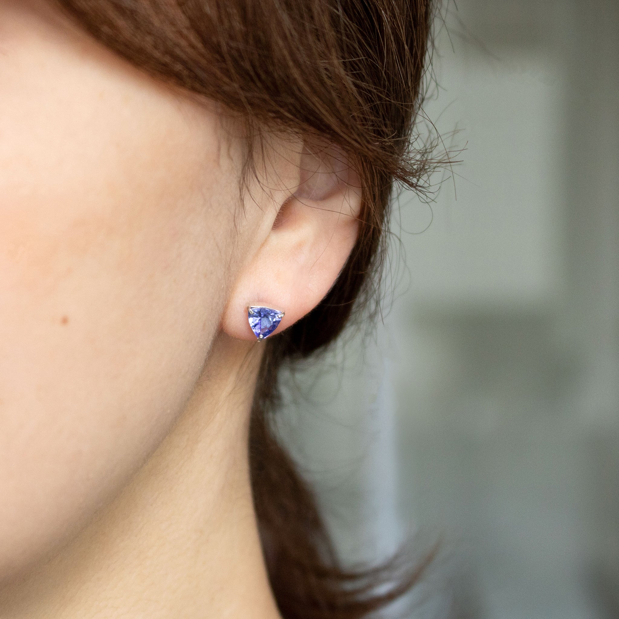 【限定1点】タンザナイト プラチナピアス(トリリアントカット/12月誕生石)《26T10135》