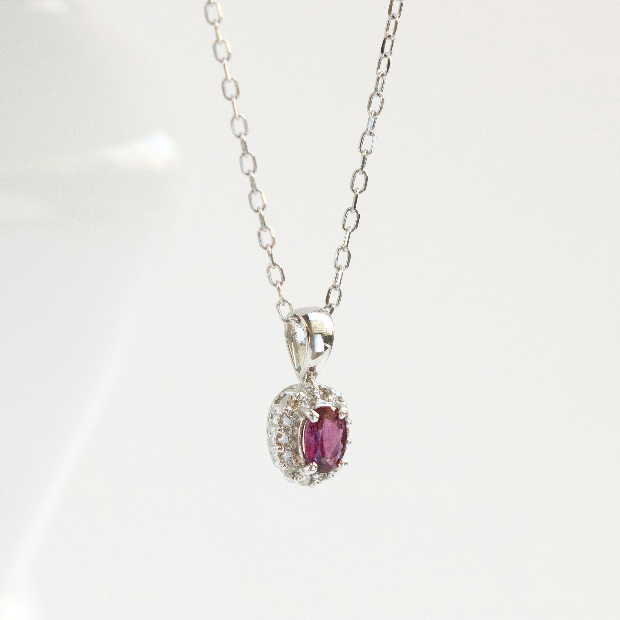 【限定1点】ルビー/ダイヤモンド プラチナネックレス(7月誕生石)《26T10137》