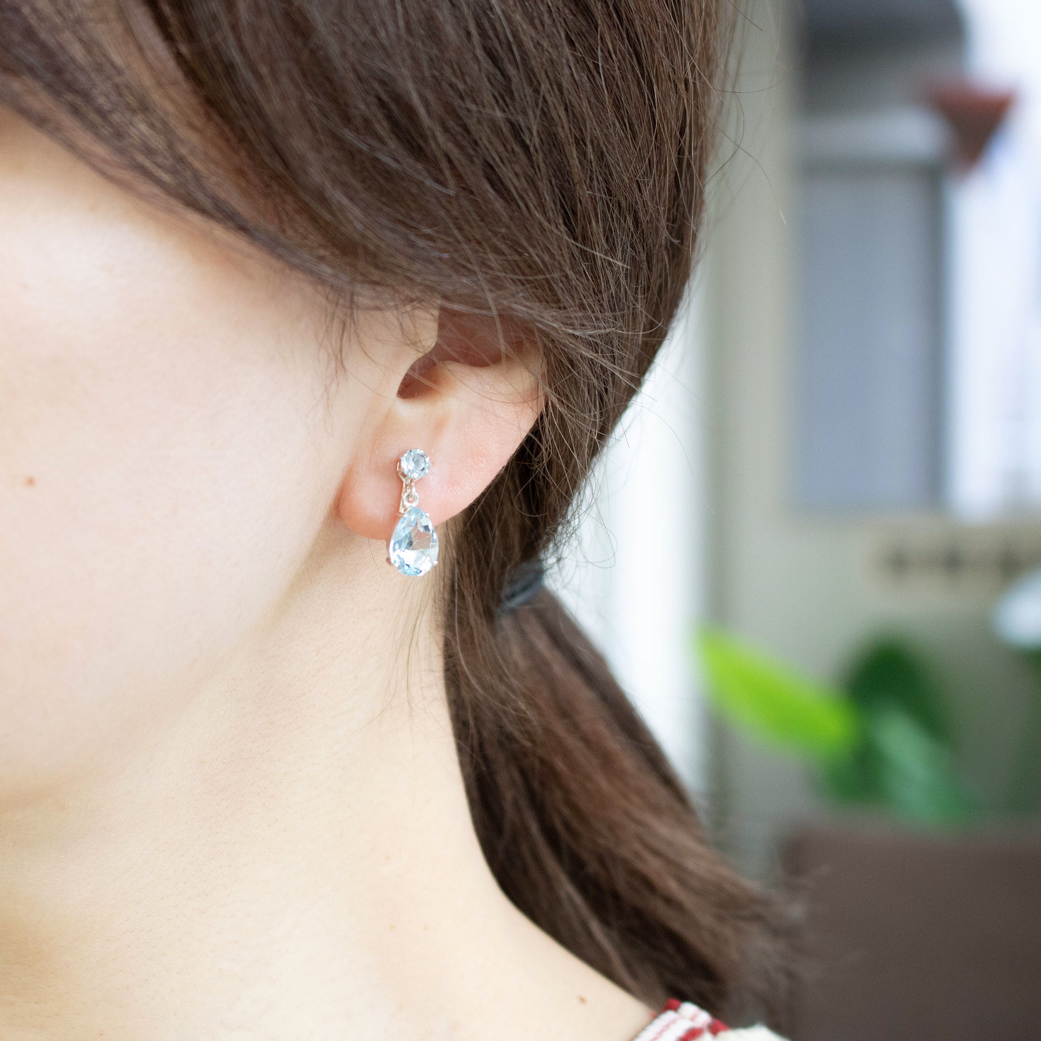 ブルートパーズ シルバーイヤリング(11月誕生石)《26T10151》