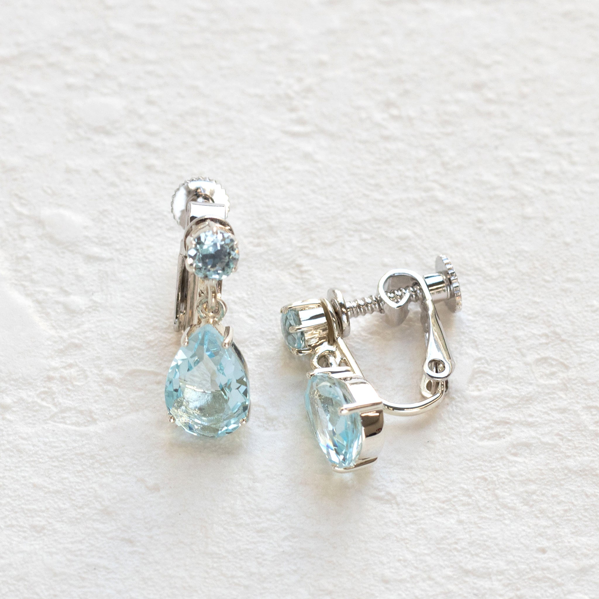 ブルートパーズ シルバーイヤリング(11月誕生石)《26T10151》