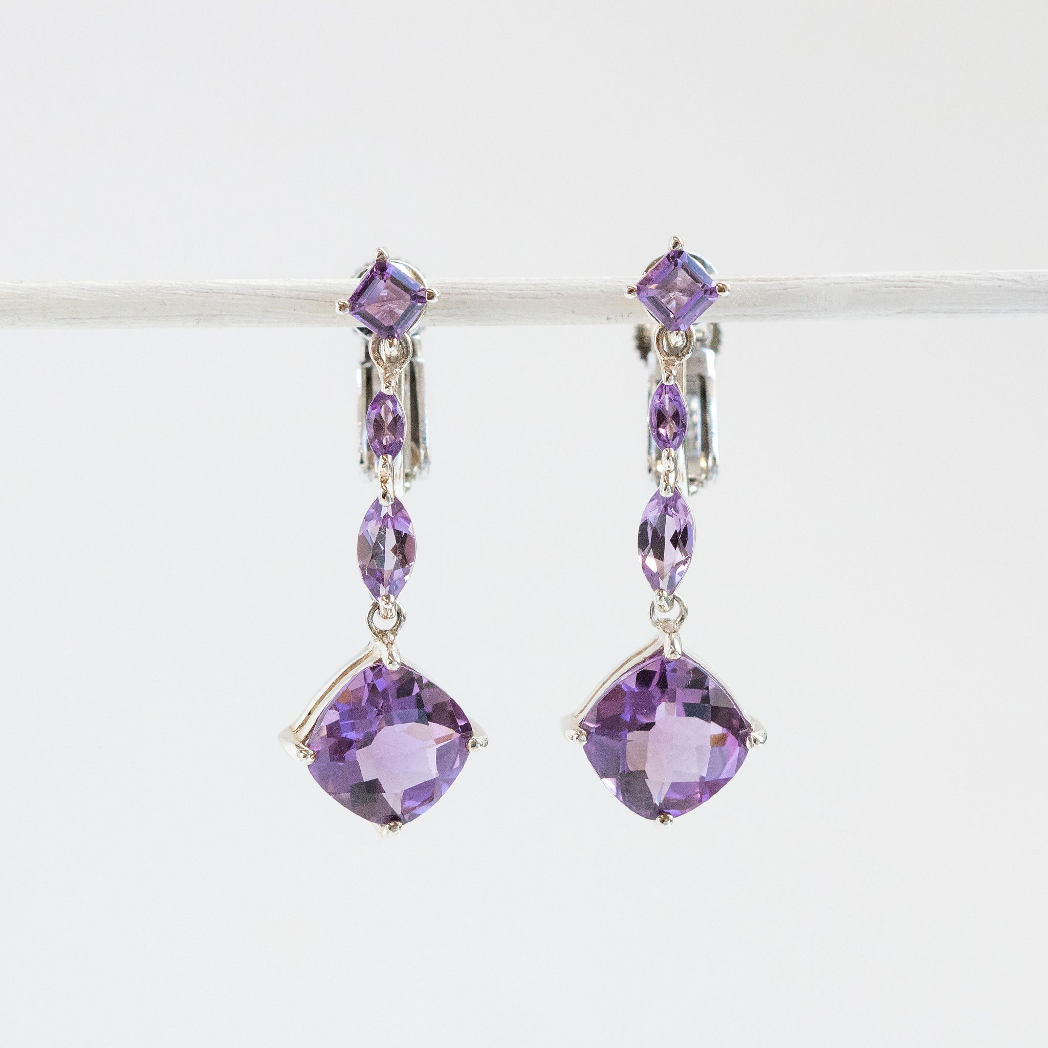 アメシスト シルバーイヤリング(2月誕生石)《26T10153》