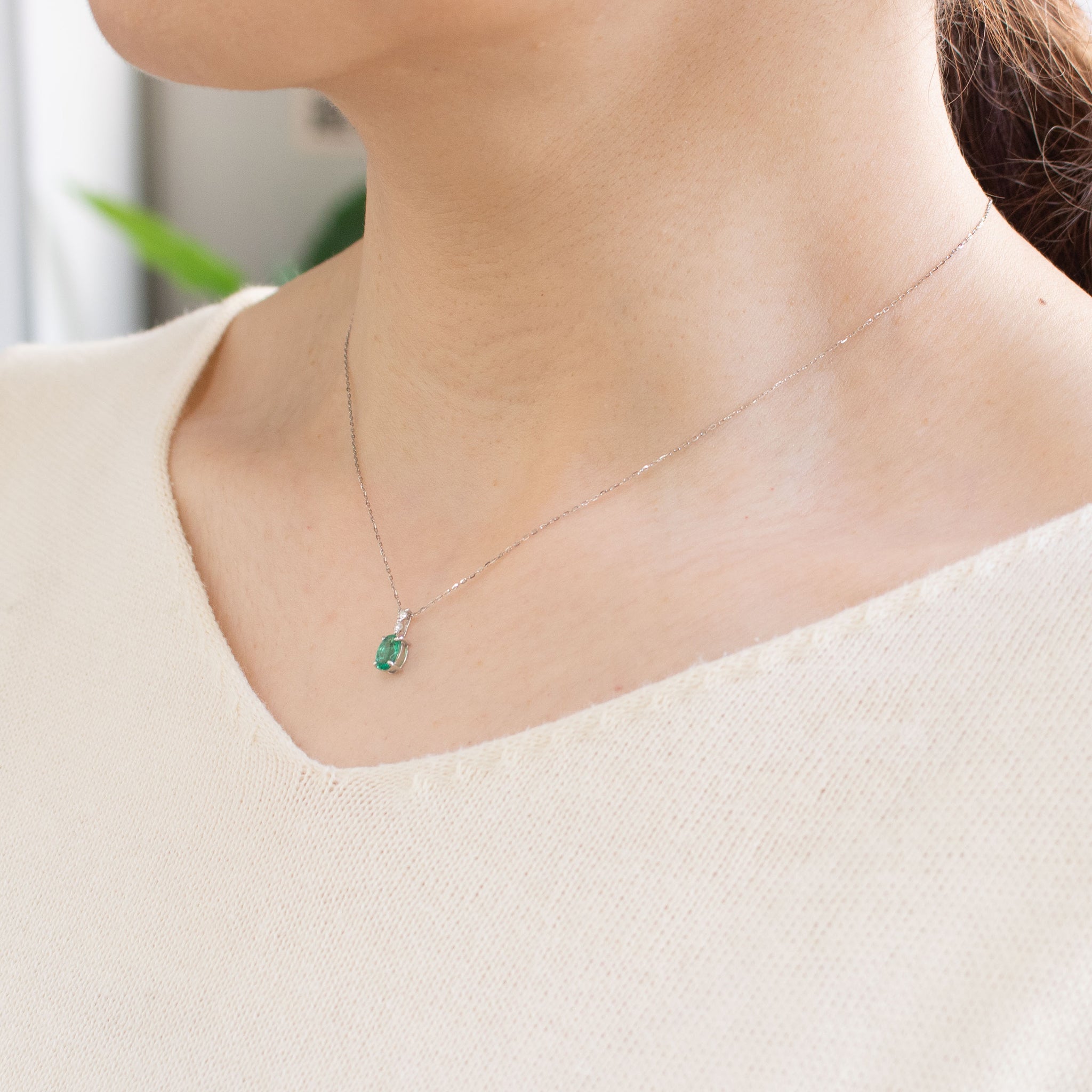 【限定2点】エメラルド/ダイヤモンド プラチナネックレス(5月誕生石)《26T10176》