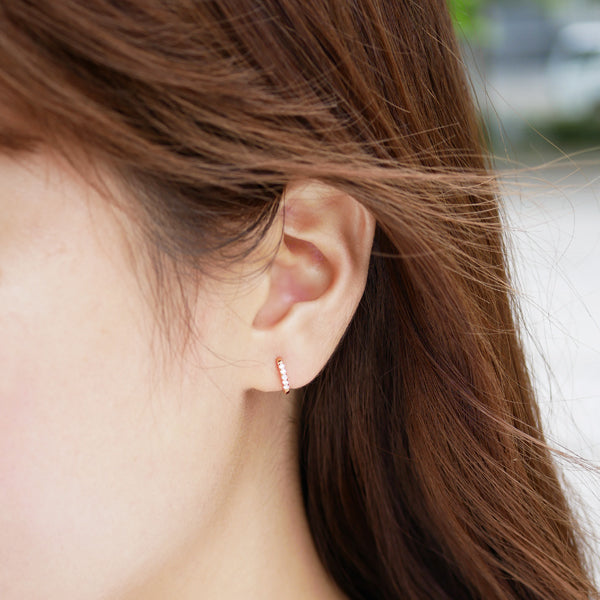 ダイヤモンド K18ピアス(計0.1カラット/フープ/4月誕生石)《BEPD3004W》