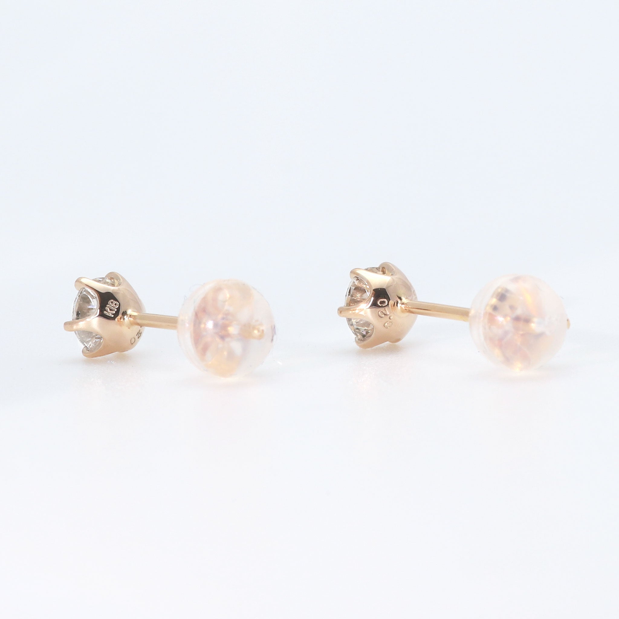 ダイヤモンド K18ピアス(計0.4カラット/スタッド/4月誕生石)《BEPD3125W》