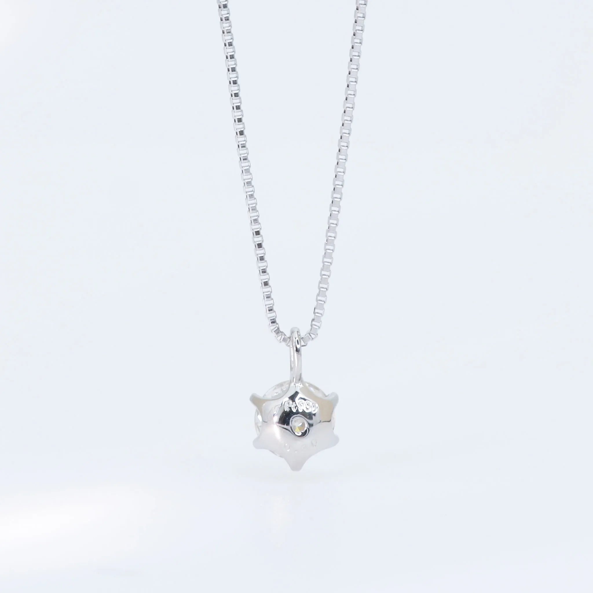 ダイヤモンド プラチナネックレス(0.3カラット/6本爪/大特価/一粒/4月誕生石)《BPDD9857》