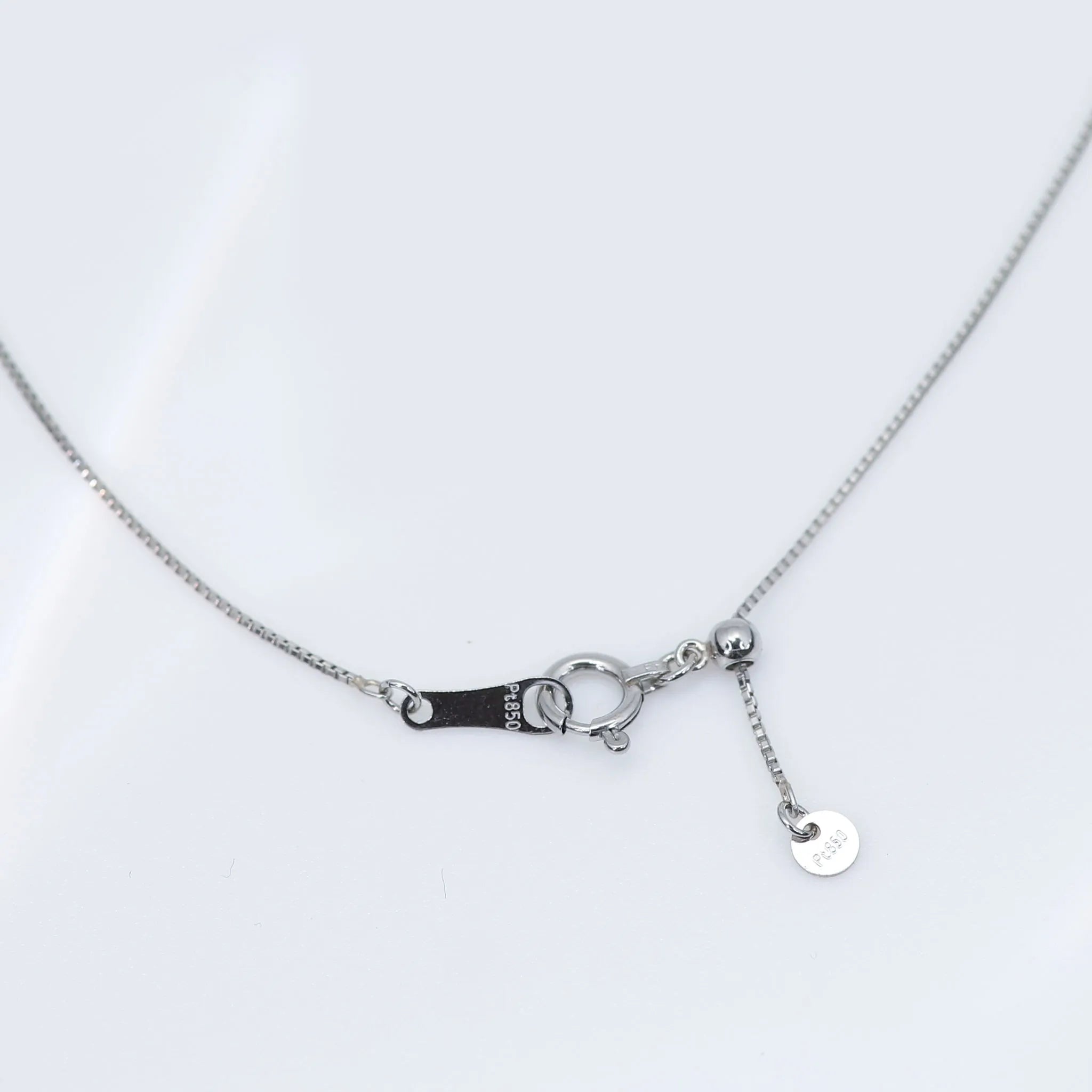 ダイヤモンド プラチナネックレス(0.3カラット/6本爪/大特価/一粒/4月誕生石)《BPDD9857》