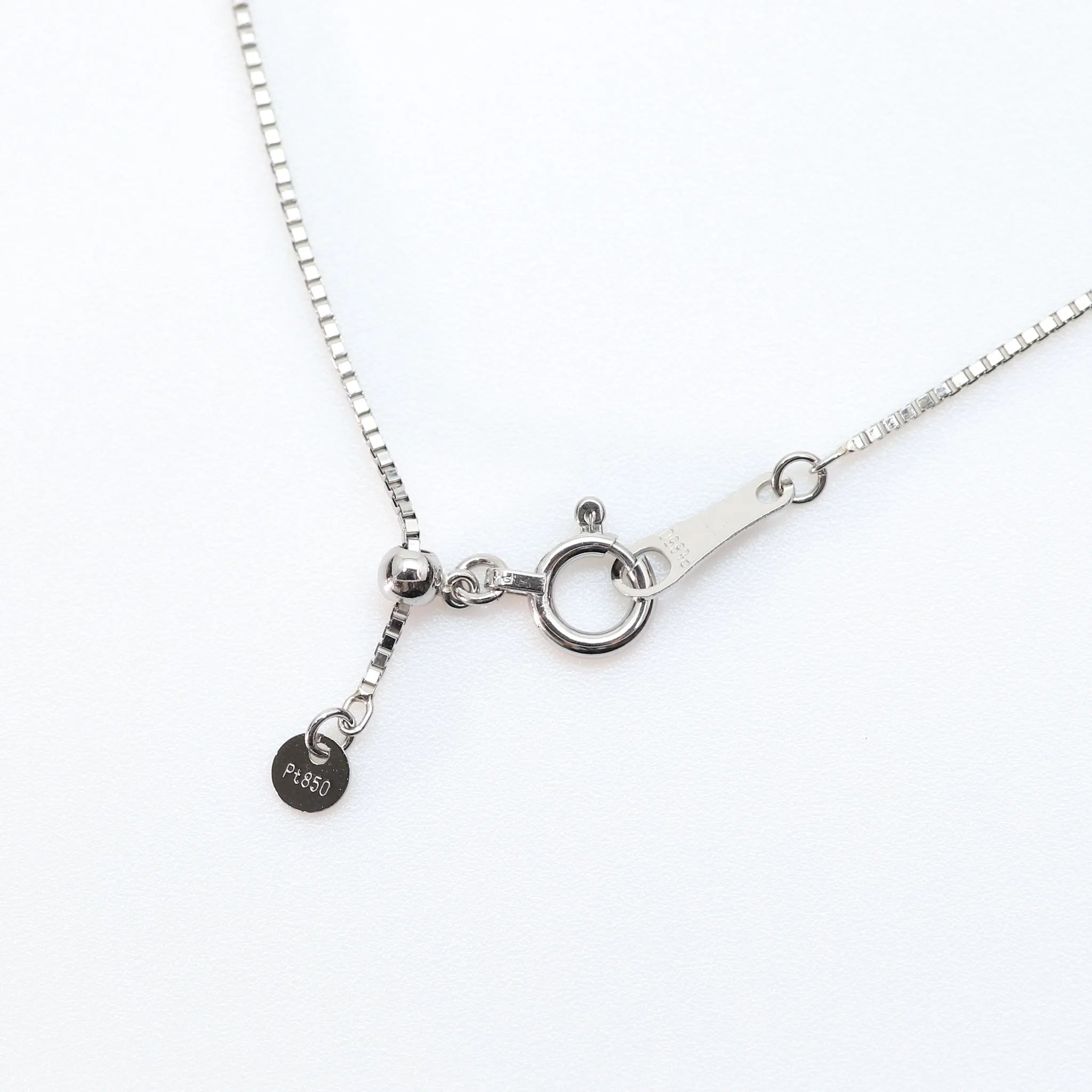 エメラルド/ダイヤモンド プラチナネックレス(クレサンベール/プリンセスエメラルド/5月誕生石)《BPDE7651》