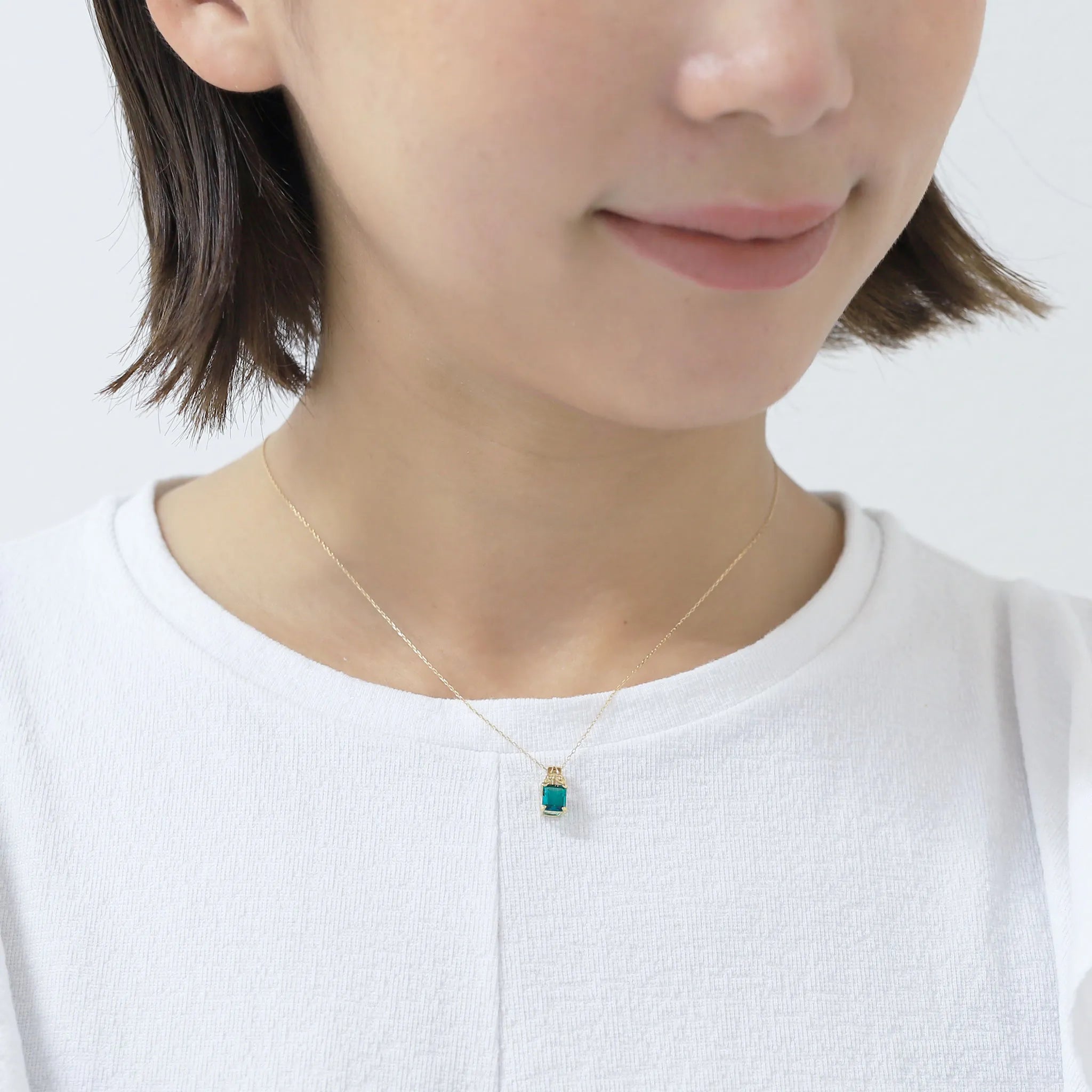 エメラルド K18ネックレス(クレサンベール/エメラルドカット/5月誕生石)《BPDE9775》