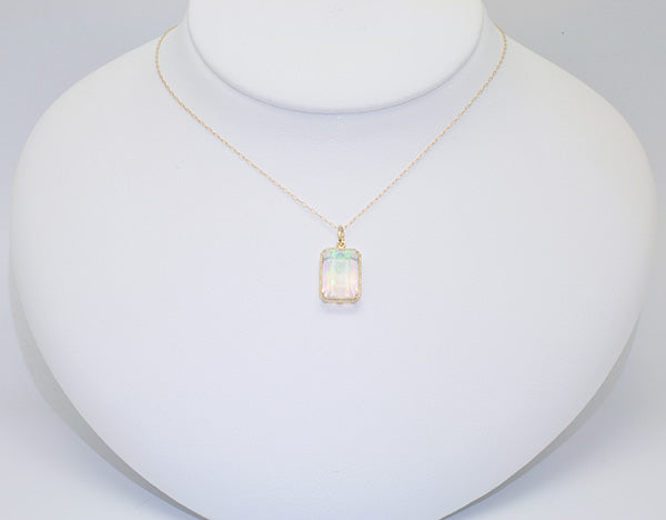 ウォーターオパール K18ネックレス(クレサンベール/ミル打ち/アンティーク風/10月誕生石)《BPDW7486》