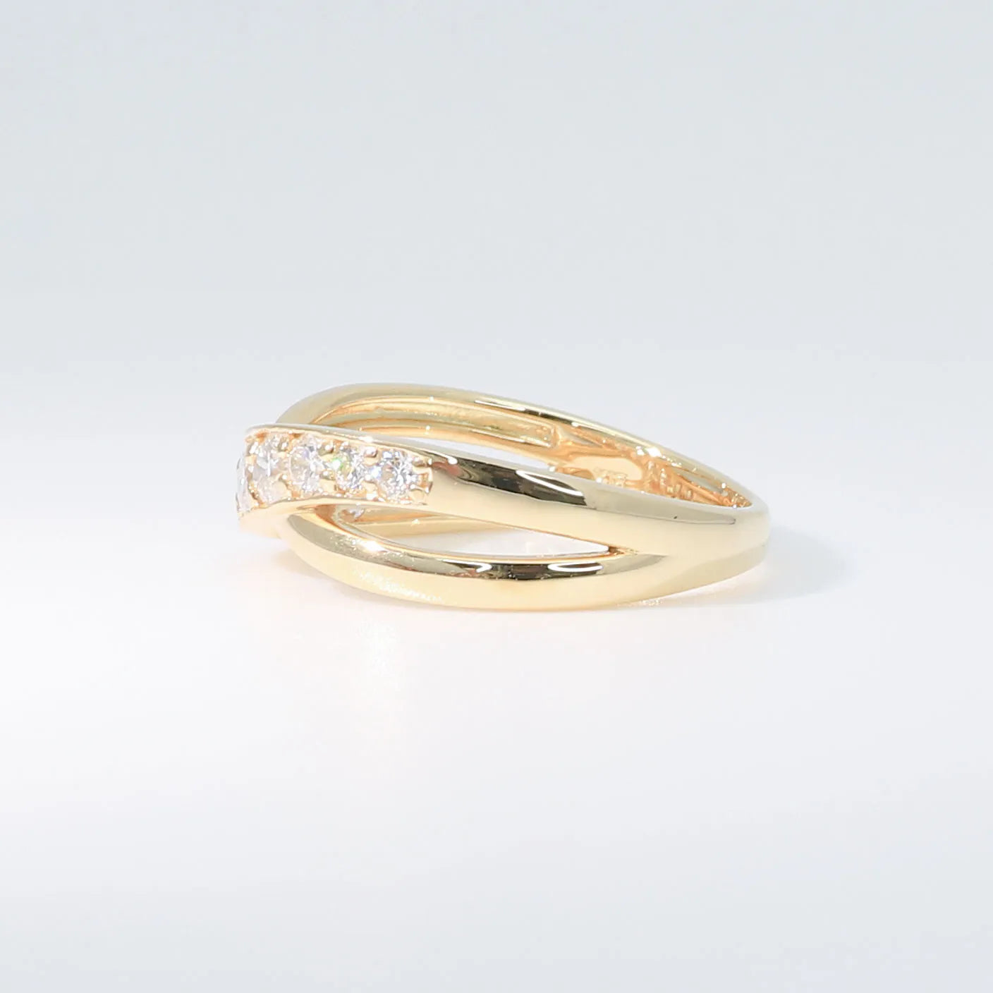 ダイヤモンド K18リング(計0.5カラット/クロスモチーフ/4月誕生石)《BRGD3059W》