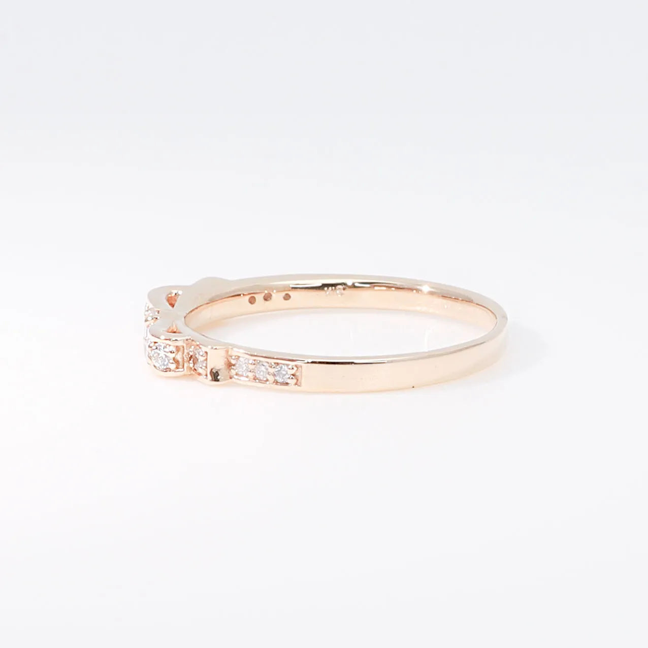 ダイヤモンド K18リング(エタニティ/リボンモチーフ/4月誕生石)≪BRGD7622≫