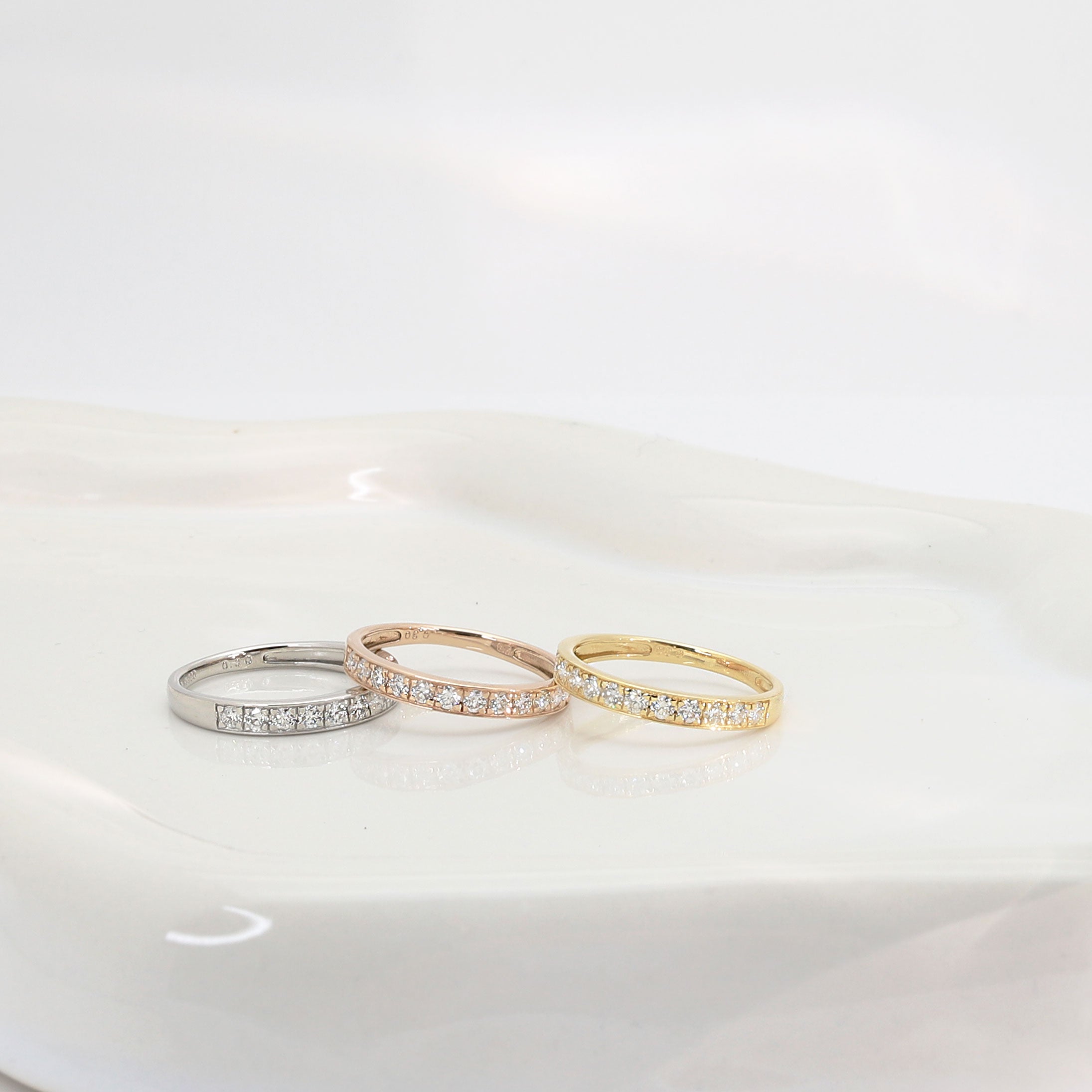 ダイヤモンド K18リング(計0.3カラット/ハーフエタニティ/4月誕生石)《BRGD9864W》