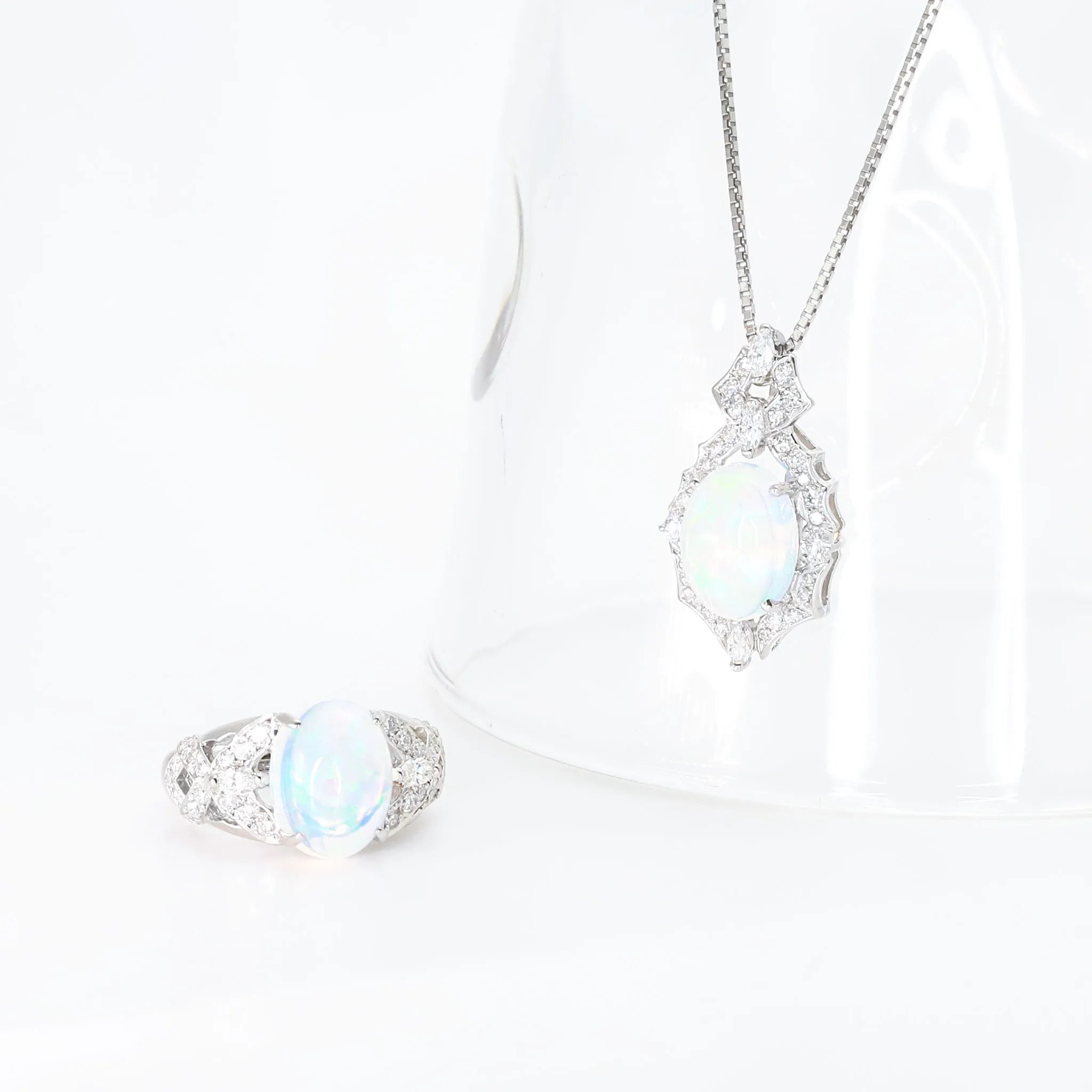 ウォーターオパール/ダイヤモンド プラチナリング(クレサンベール/35周年/10月誕生石)《BRGW6930》