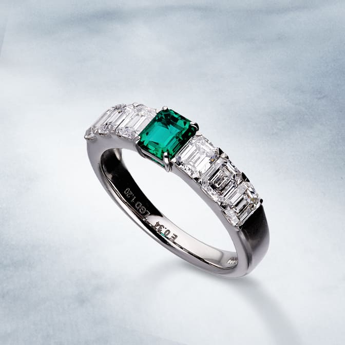 エメラルド/ダイヤモンド プラチナリング（クレサンベール/LGD/50周年