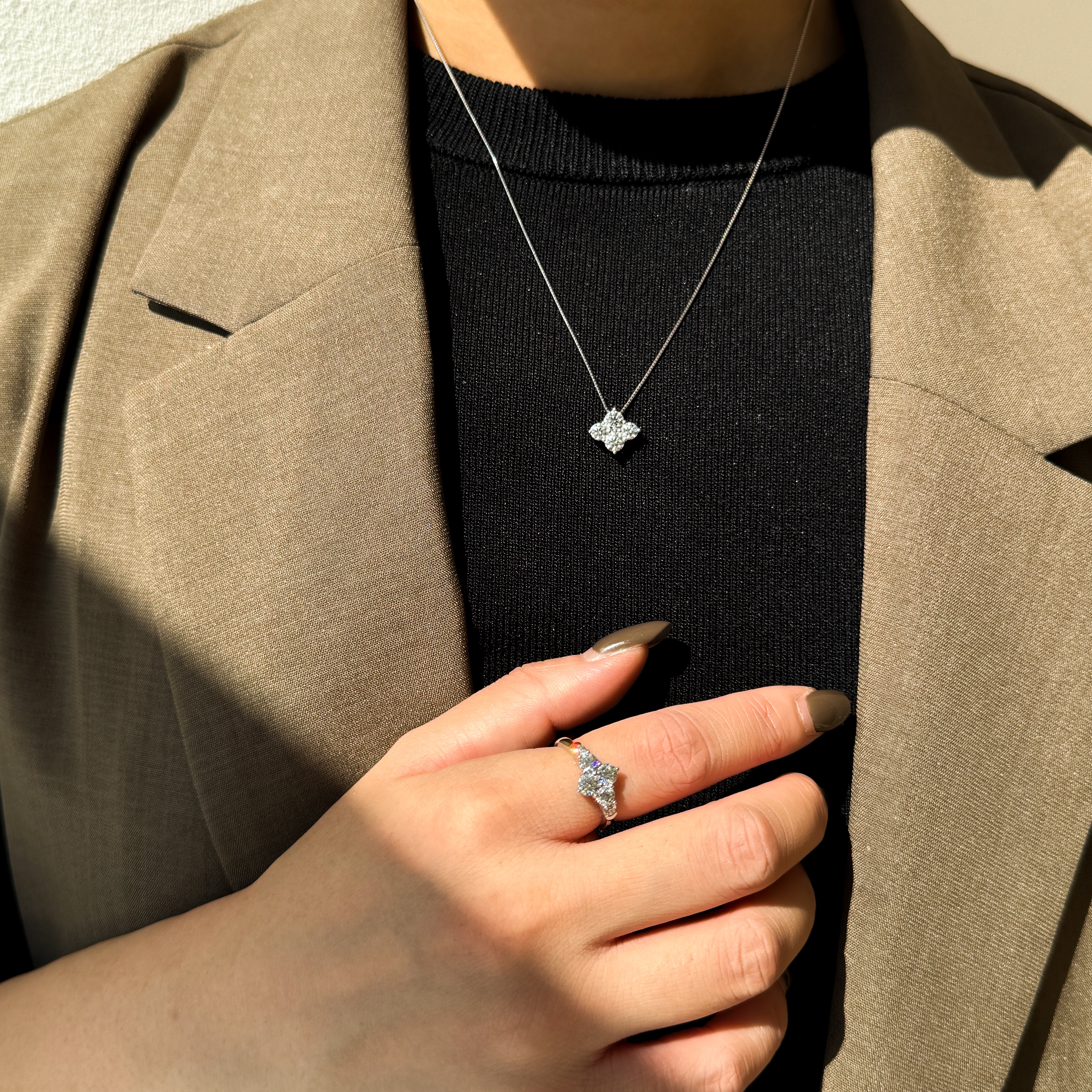 ダイヤモンド プラチナリング(計1.0カラット/Hカラー/SI2UP/EX/4石フラワー/1st記念商品)《JRGD1930》