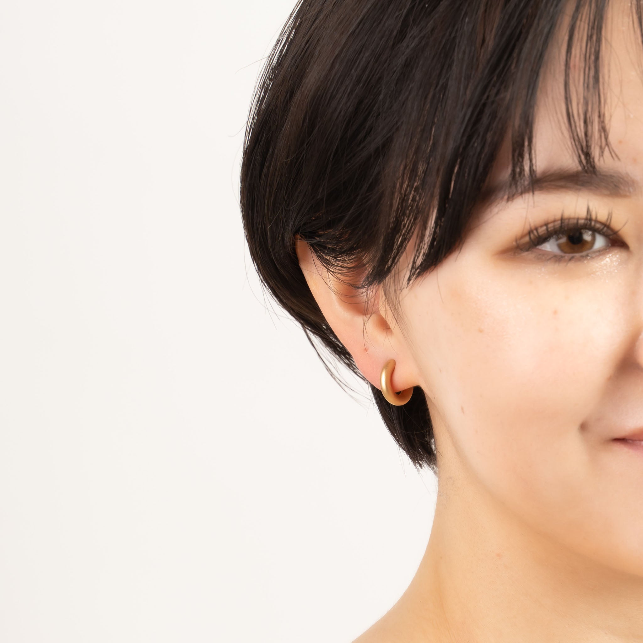 シルバーイヤリング(フープ/艶消し)《M0010020》