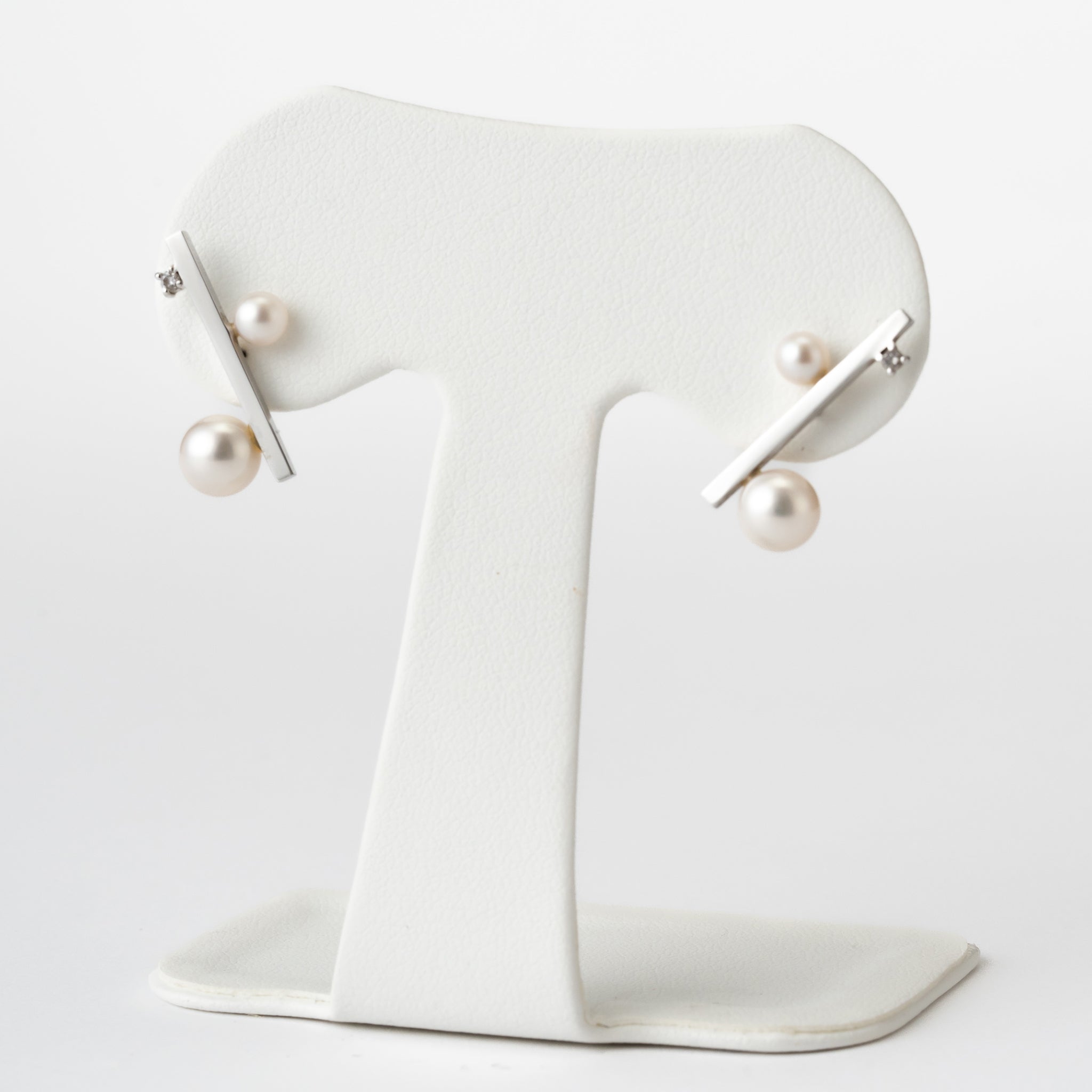 パール/ダイヤモンド シルバーピアス(アコヤ真珠/6月誕生石)《M0010045》