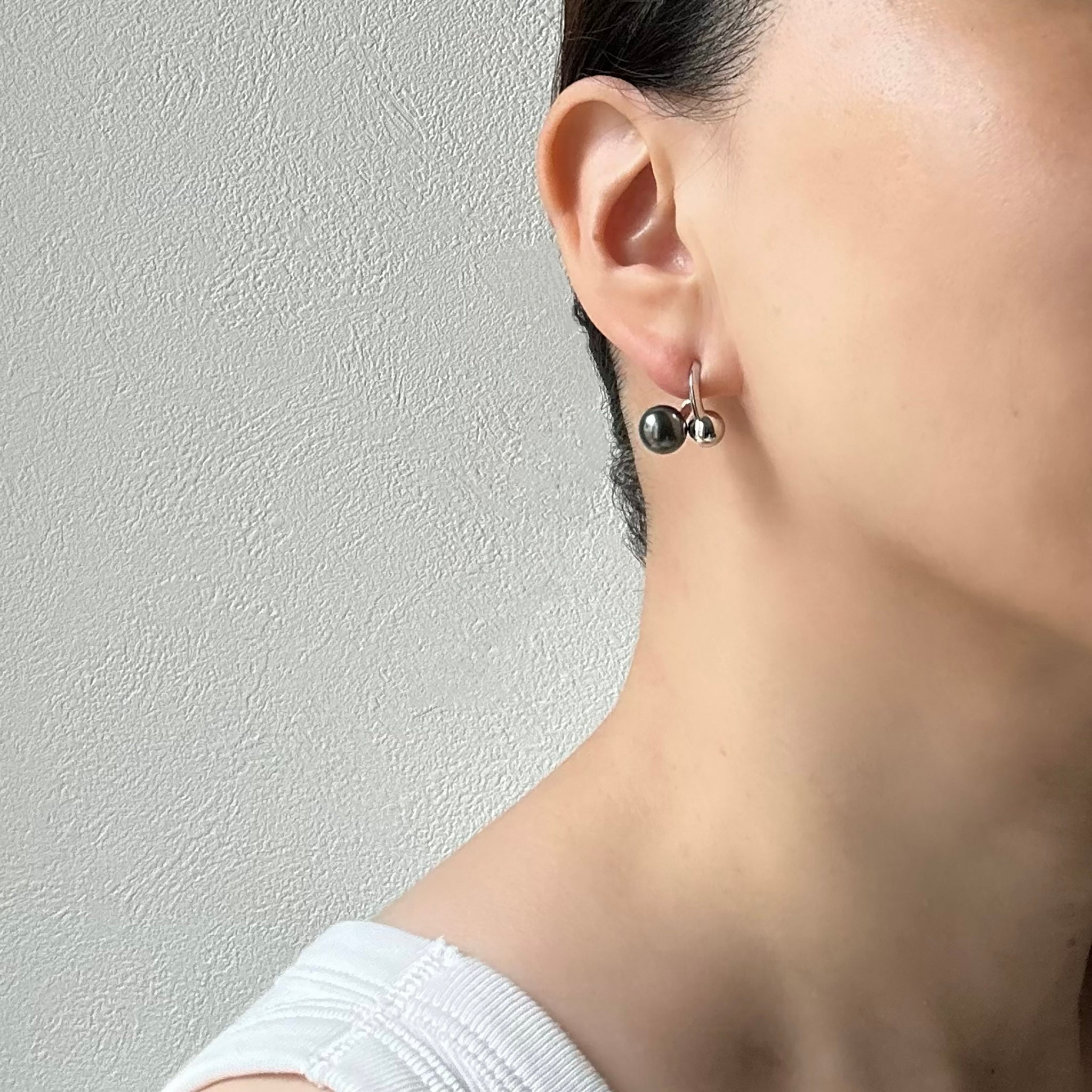 パール シルバーピアス(黒蝶真珠/8mm/6月誕生石)《M0010085》