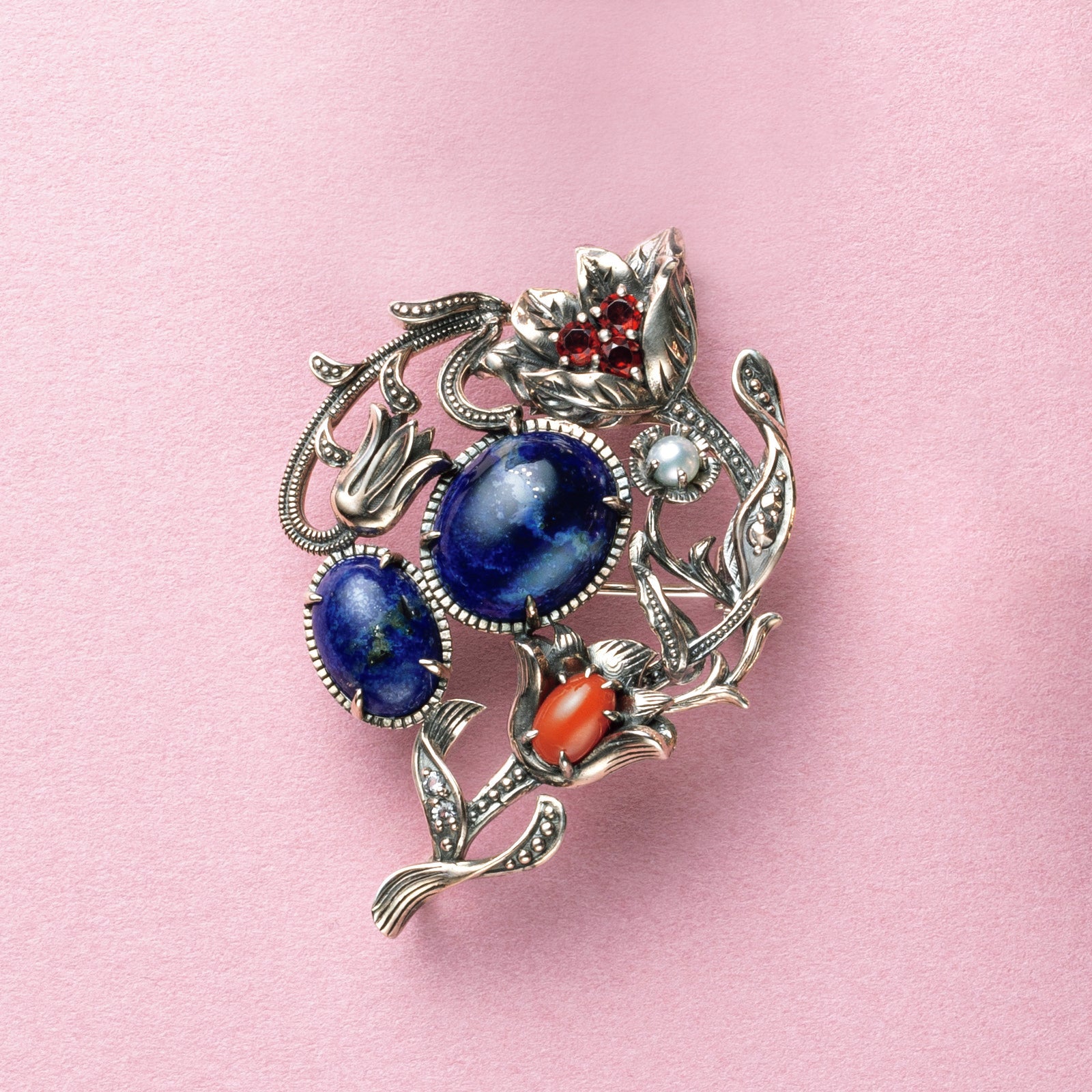ラピスラズリ/珊瑚(さんご) シルバーブローチ兼ペンダントトップ(メドウェイ)《M0020018》