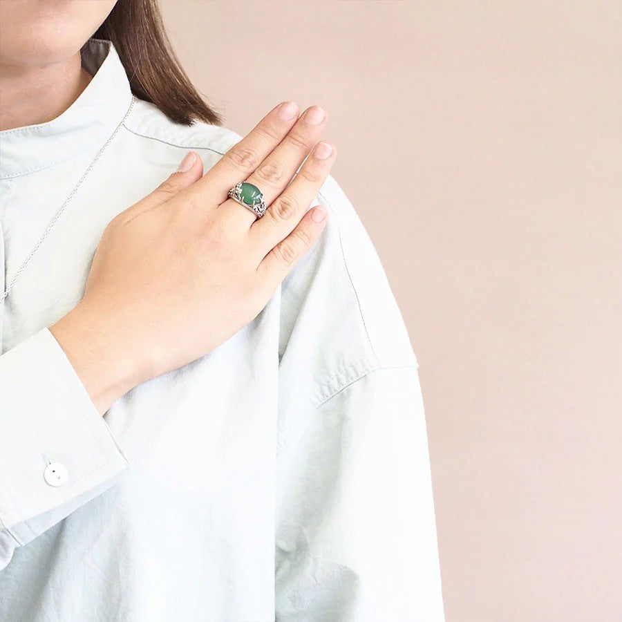 グリーンカルセドニー/ホワイトトパーズ シルバーリング(花づくし)《M0020042》