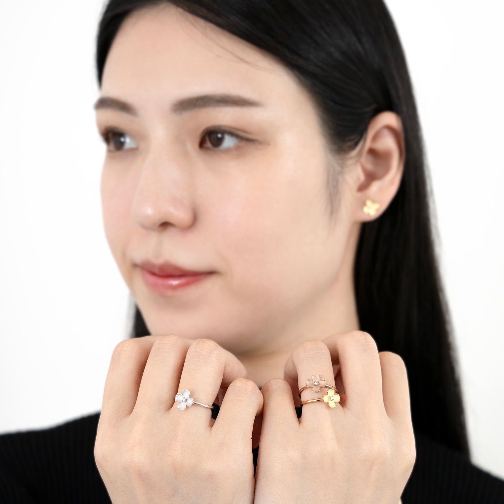 ダイヤモンド K18リング(花水木<ハナミズキ>モチーフ/4月誕生石/鑑別書付き)《M0030013》