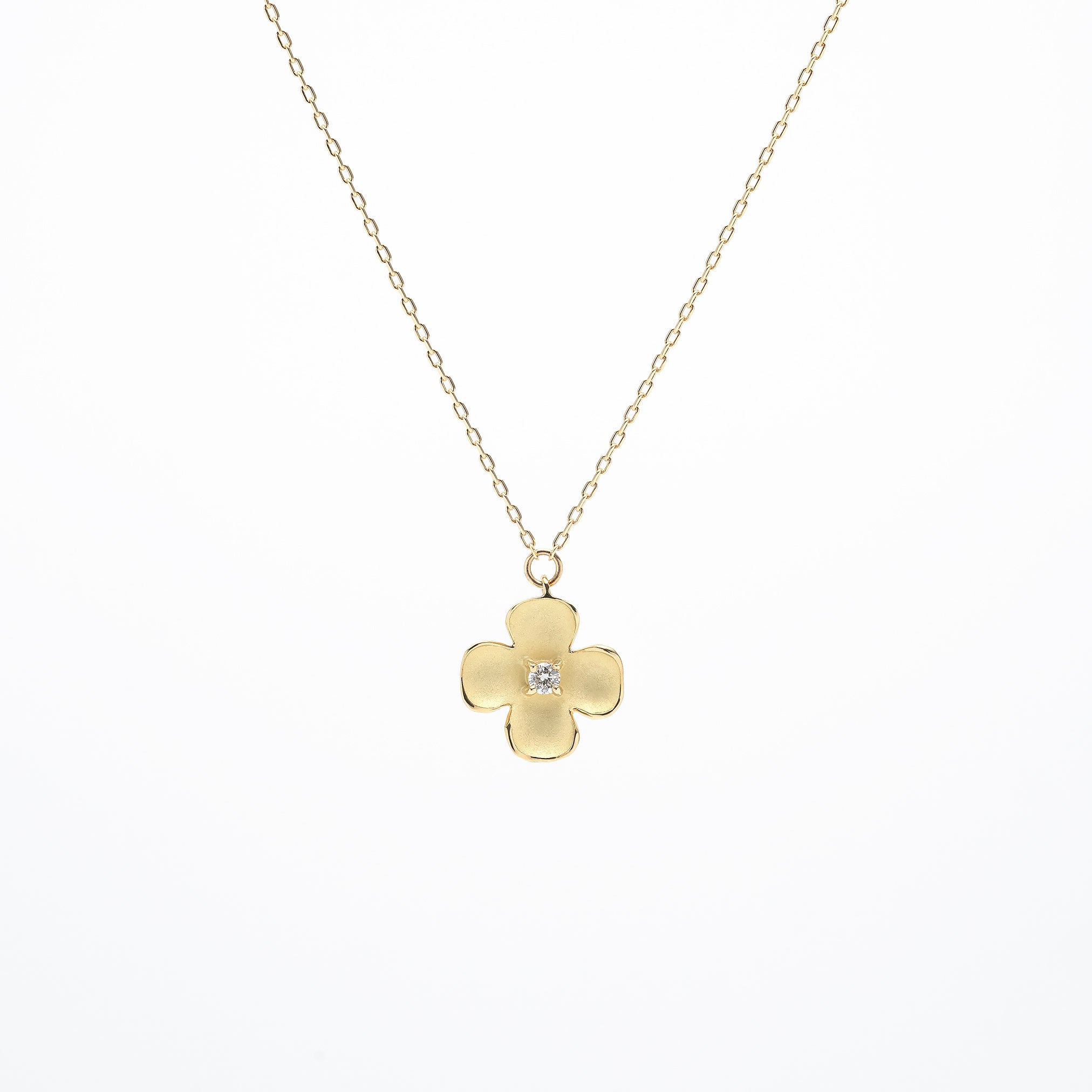 ダイヤモンド K18ネックレス(花水木<ハナミズキ>モチーフ/4月誕生石/鑑別書付き)《M0030016》