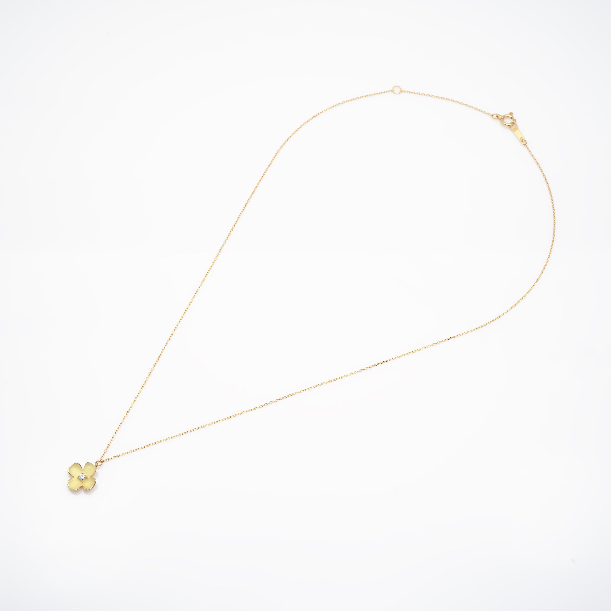 ダイヤモンド K18ネックレス(花水木<ハナミズキ>モチーフ/4月誕生石/鑑別書付き)《M0030016》