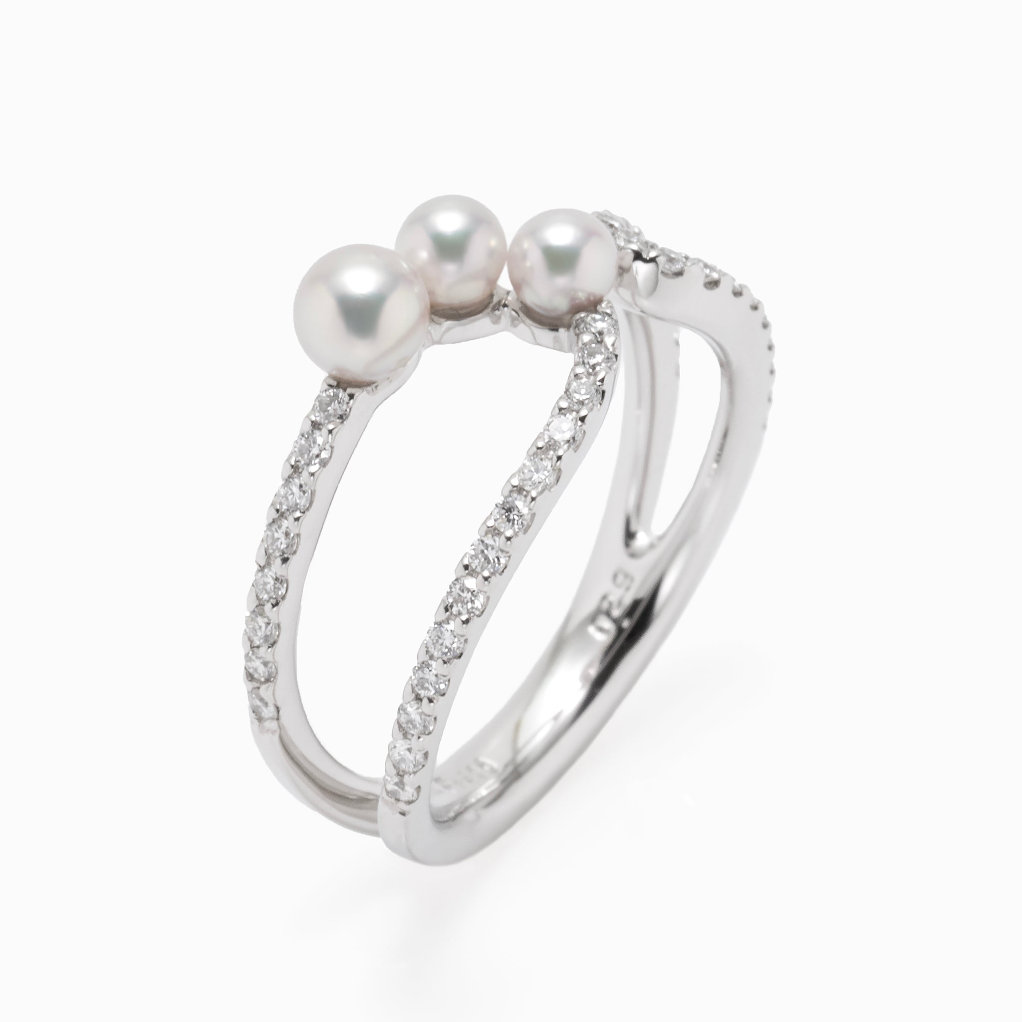 パール/ダイヤモンド プラチナリング(アコヤ真珠/鑑別書付き)《M0030031》