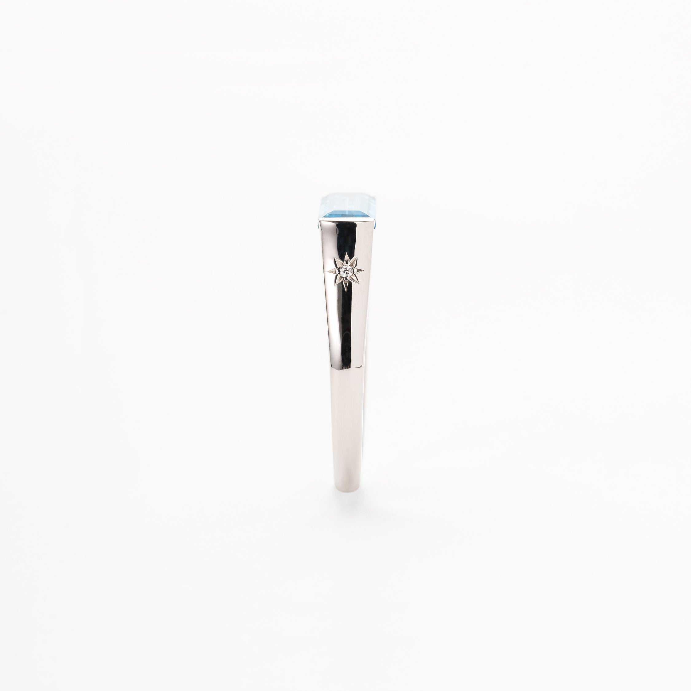 ブルートパーズ/ダイヤモンド プラチナリング《M0060010》