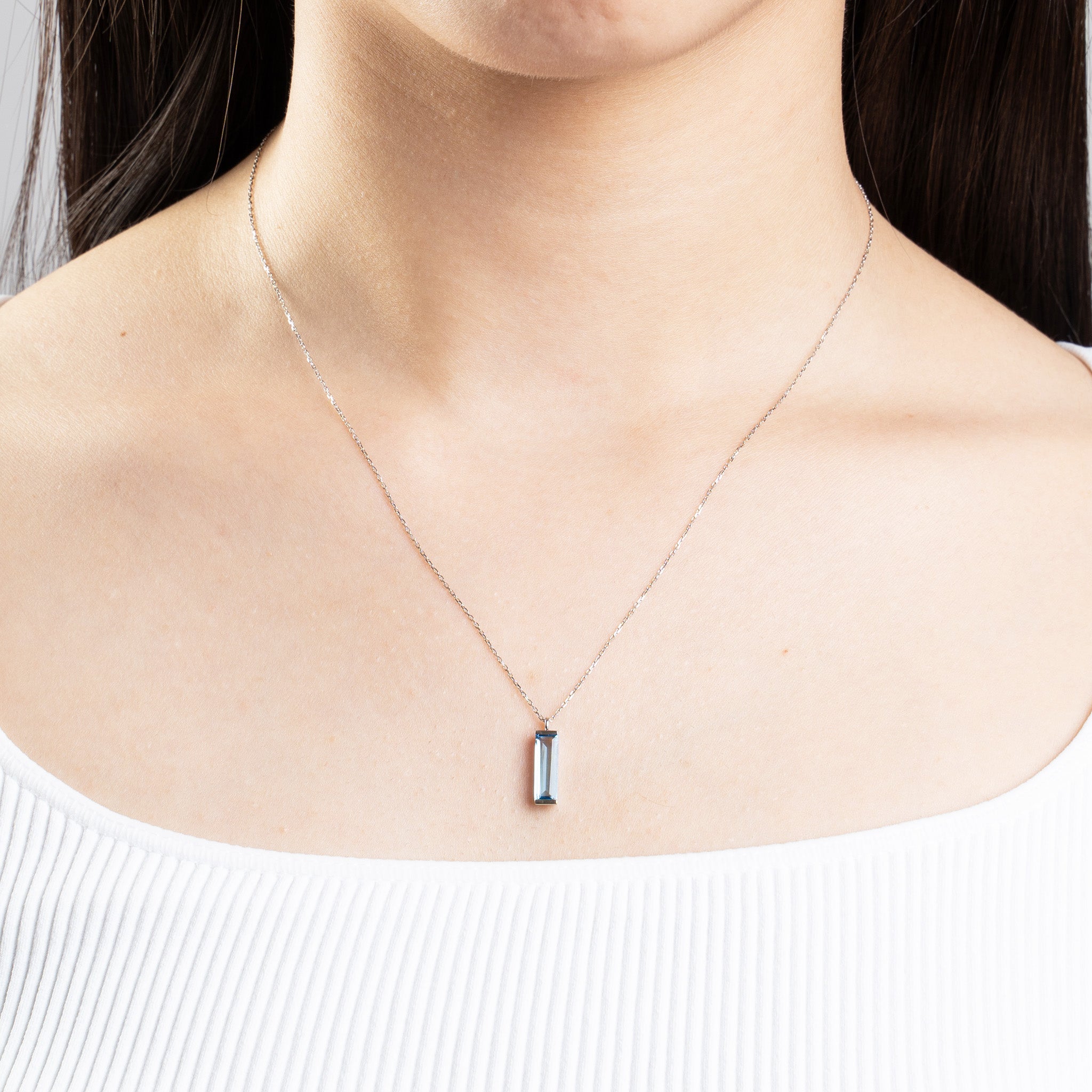 ブルートパーズ プラチナネックレス《M0060013》