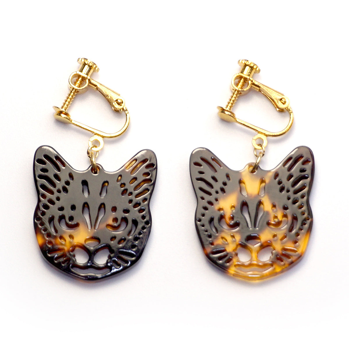 べっ甲 イヤリング(ネコモチーフ)《M0080007》