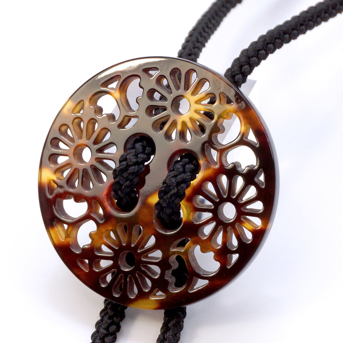 べっ甲 ループタイ(刀鍔モチーフ/菊蕨)《M0080036》