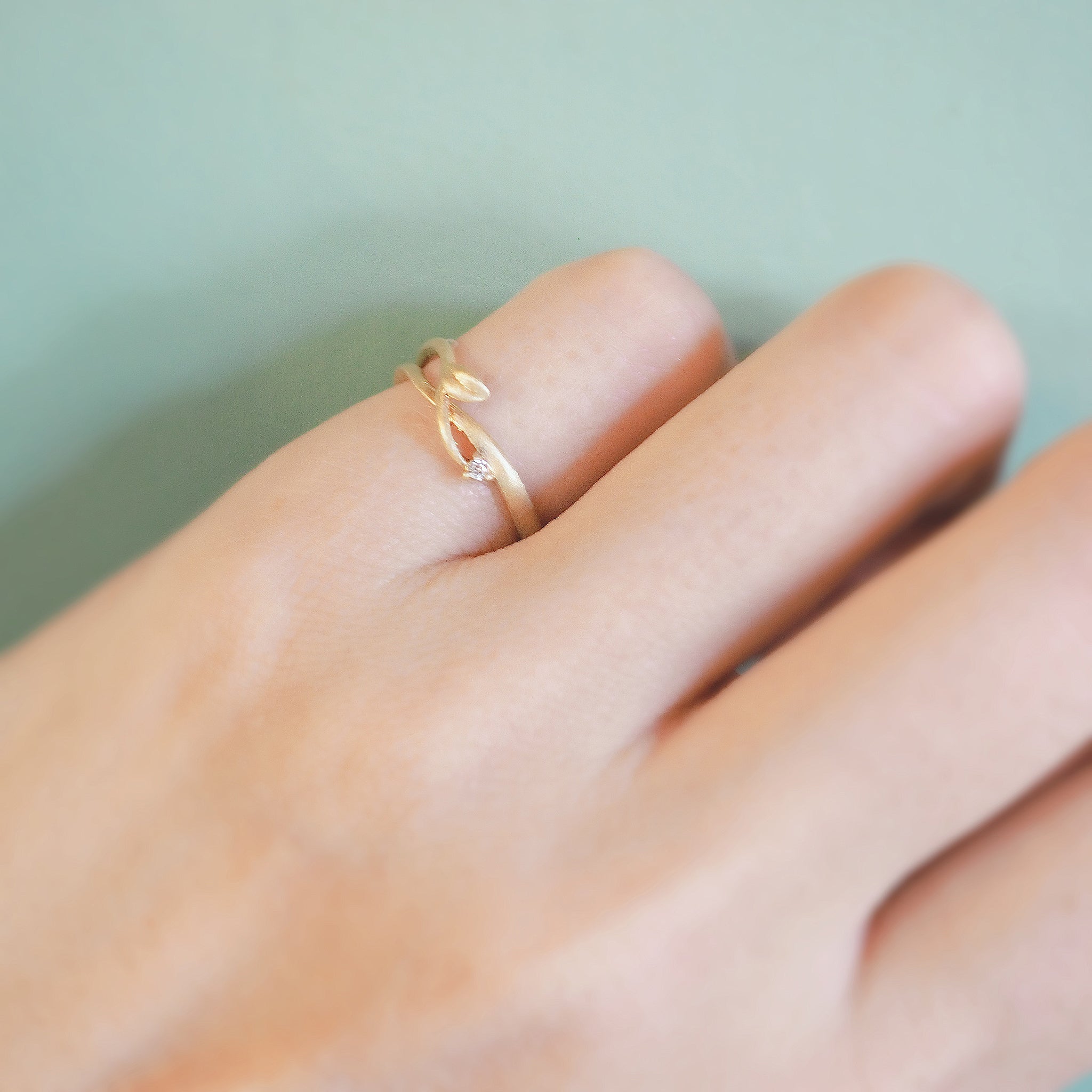 ダイヤモンド K10ピンキーリング(4月誕生石)《M0090002》