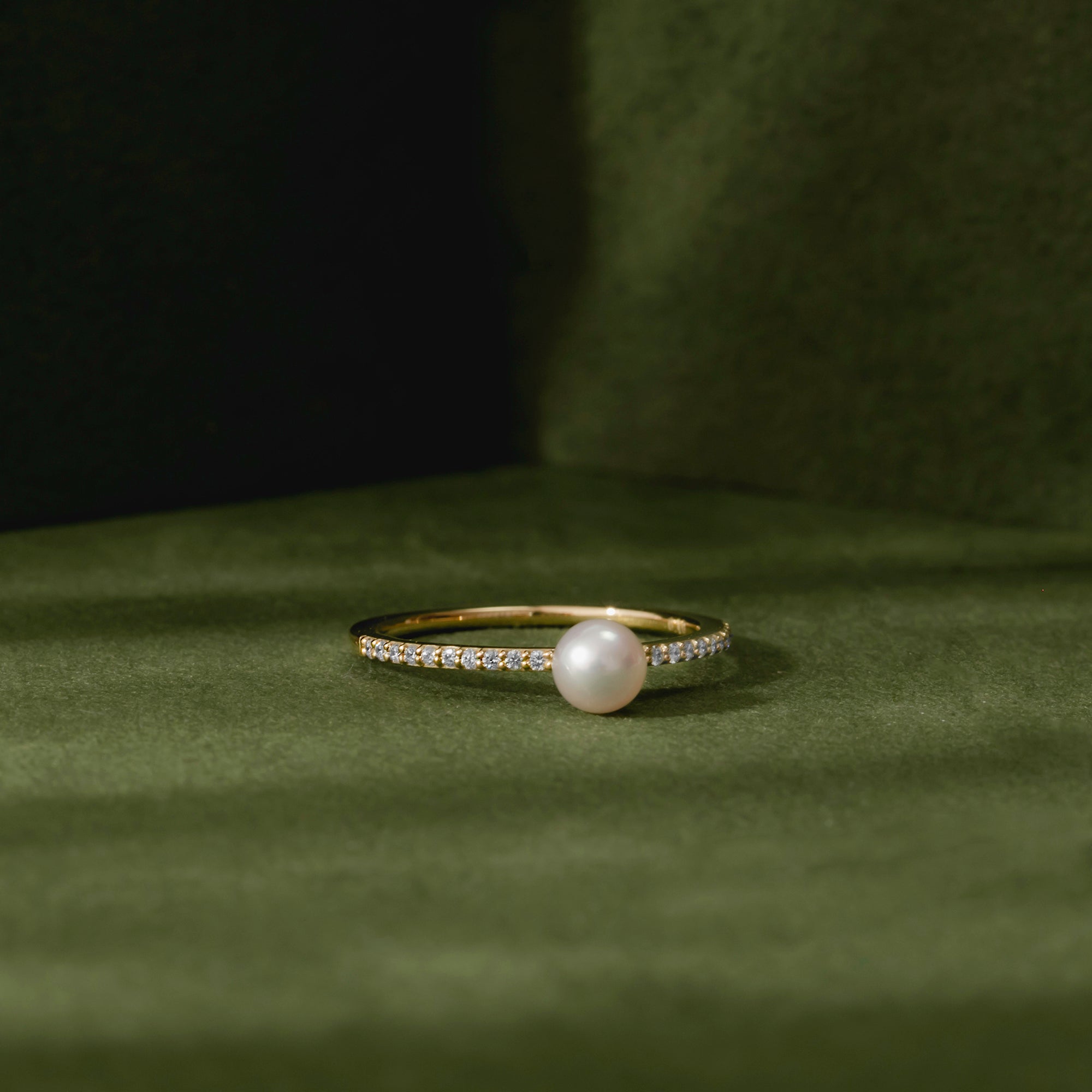 パール/ダイヤモンド K18リング(アコヤ真珠/4.5mm)〈M0110010〉