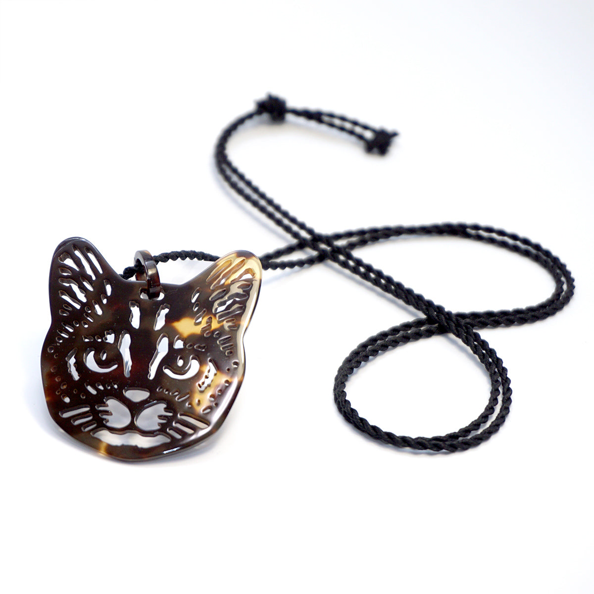 べっ甲 シルクコードネックレス(ネコモチーフ/ロング/90cm)《M0080002》
