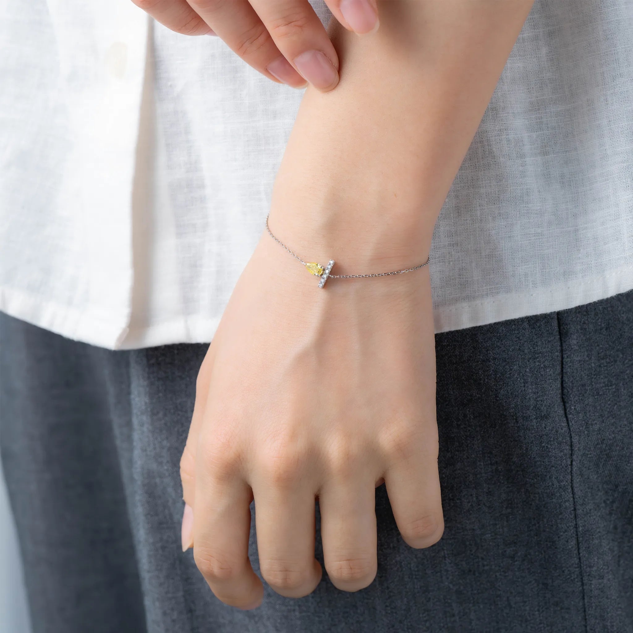 イエローダイヤモンド/ダイヤモンド プラチナブレスレット(ラボグロウン/ペアシェイプ/Solrelier/4月誕生石)《WBCG7019》