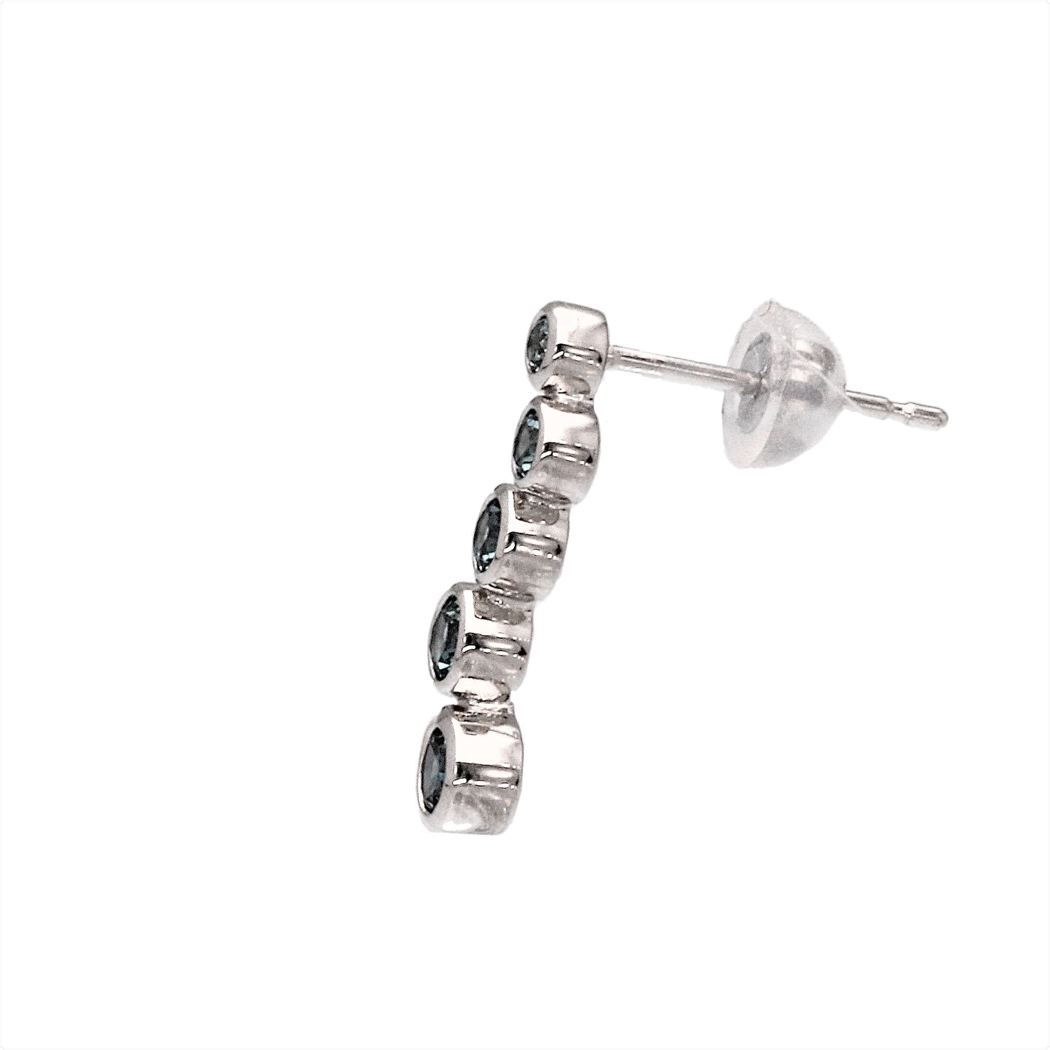 アレキサンドライト プラチナピアス(グラデーション/クレサンベール/6月誕生石)《WEPA4170》