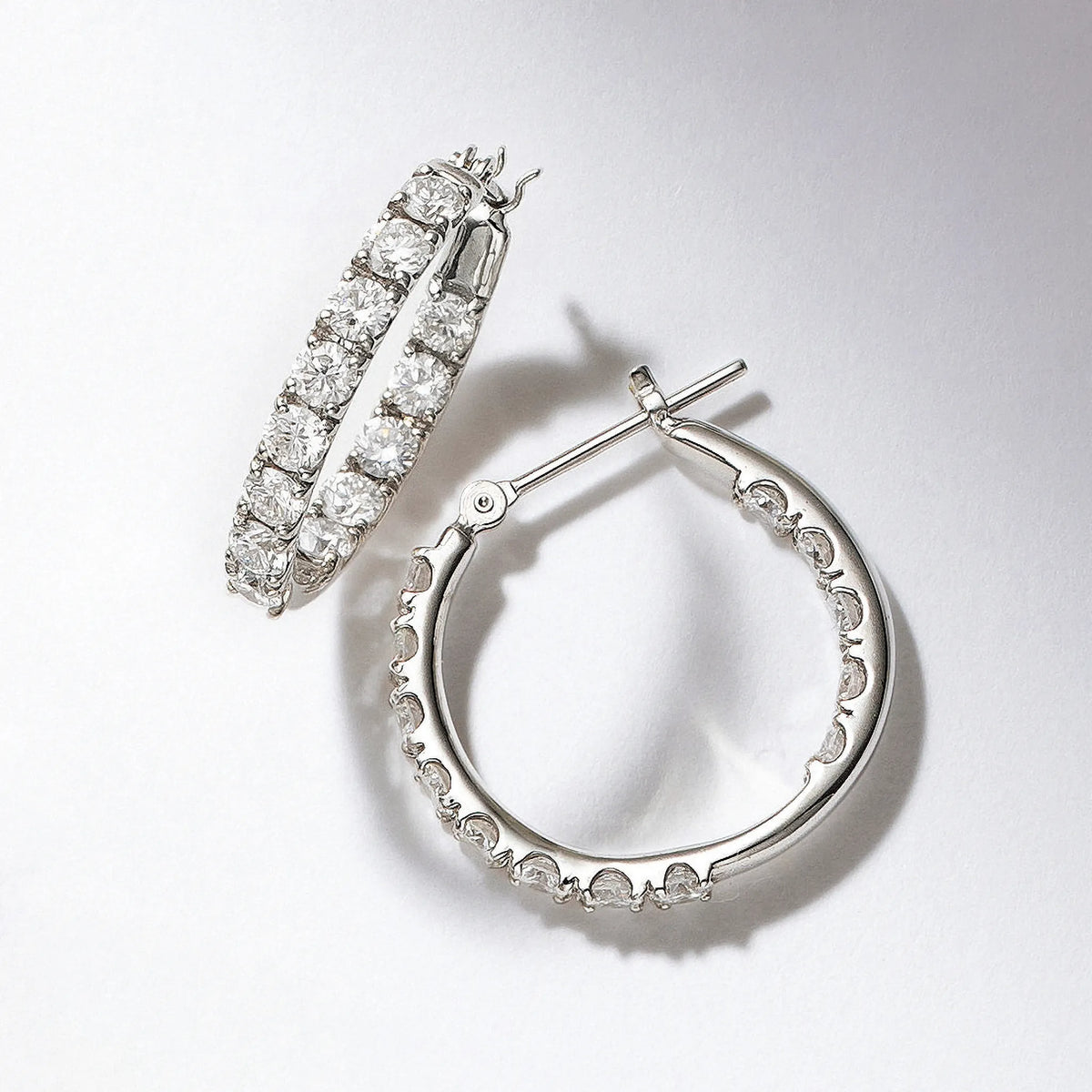 ダイヤモンド シルバーピアス(ラボグロウン/フープ/1.3ct/4月誕生石)《WEPG0078》