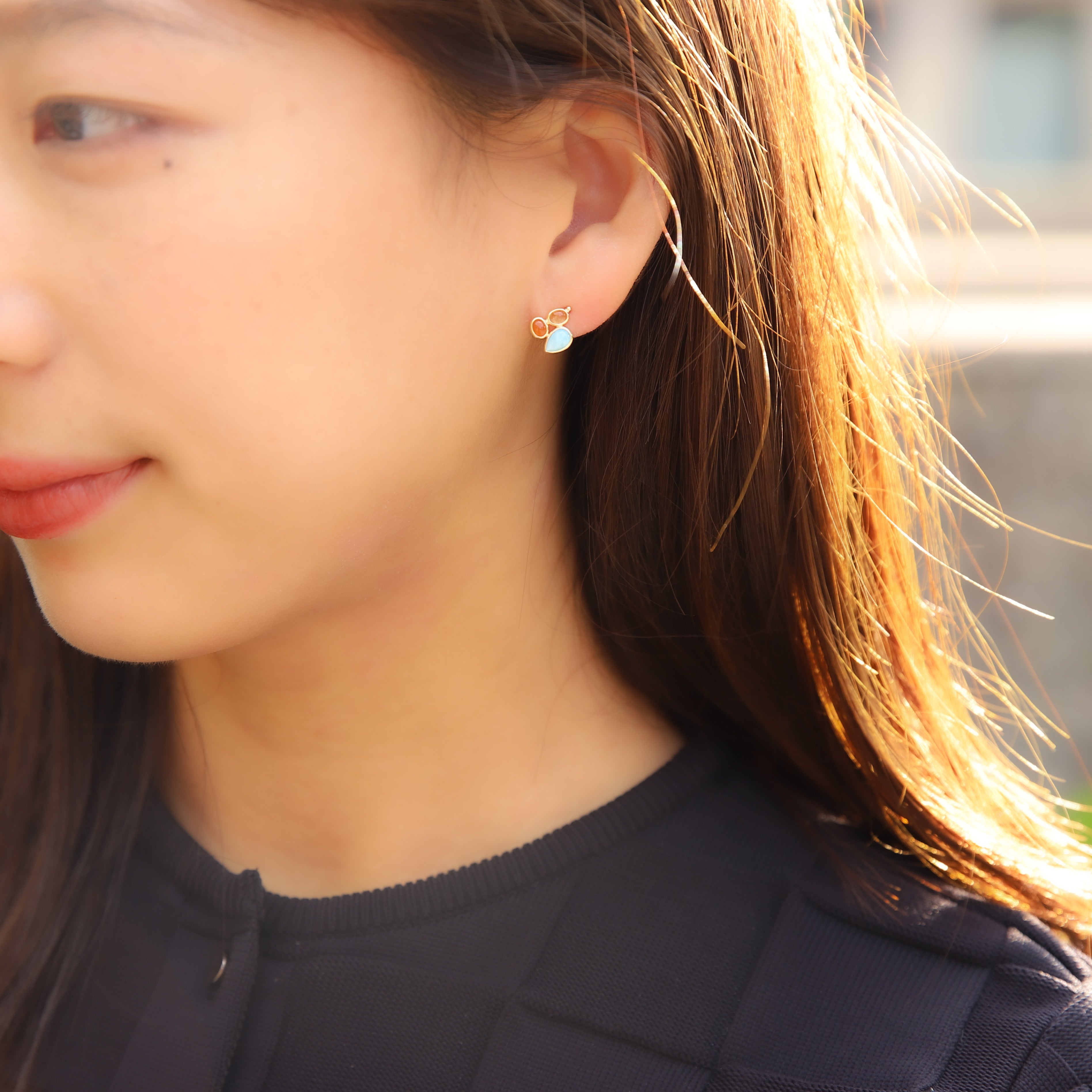 マルチカラー K18ピアス(シトリン/ラリマー/カーネリアン)《WEPN4062》