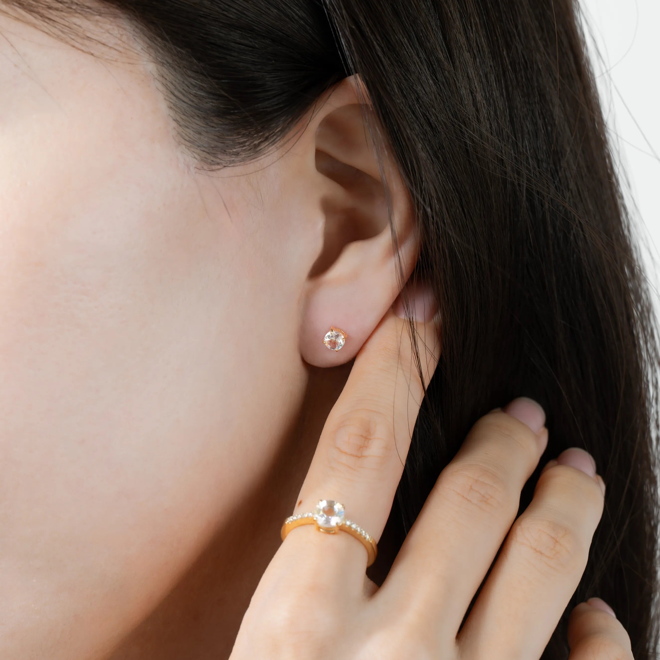 アンデシンラブラドライト K18ピアス(スタッド/ラウンドカット/イエローゴールド)《WEPN4293》