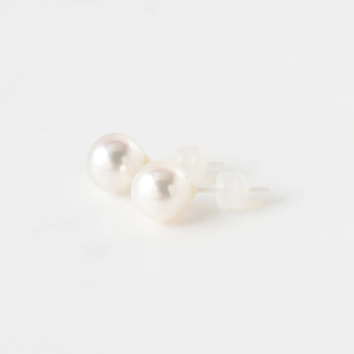 パール セラミックピアス(アコヤ真珠/8.0mm~8.5mm/スタッド/6月誕生石)《WEPQ2692》