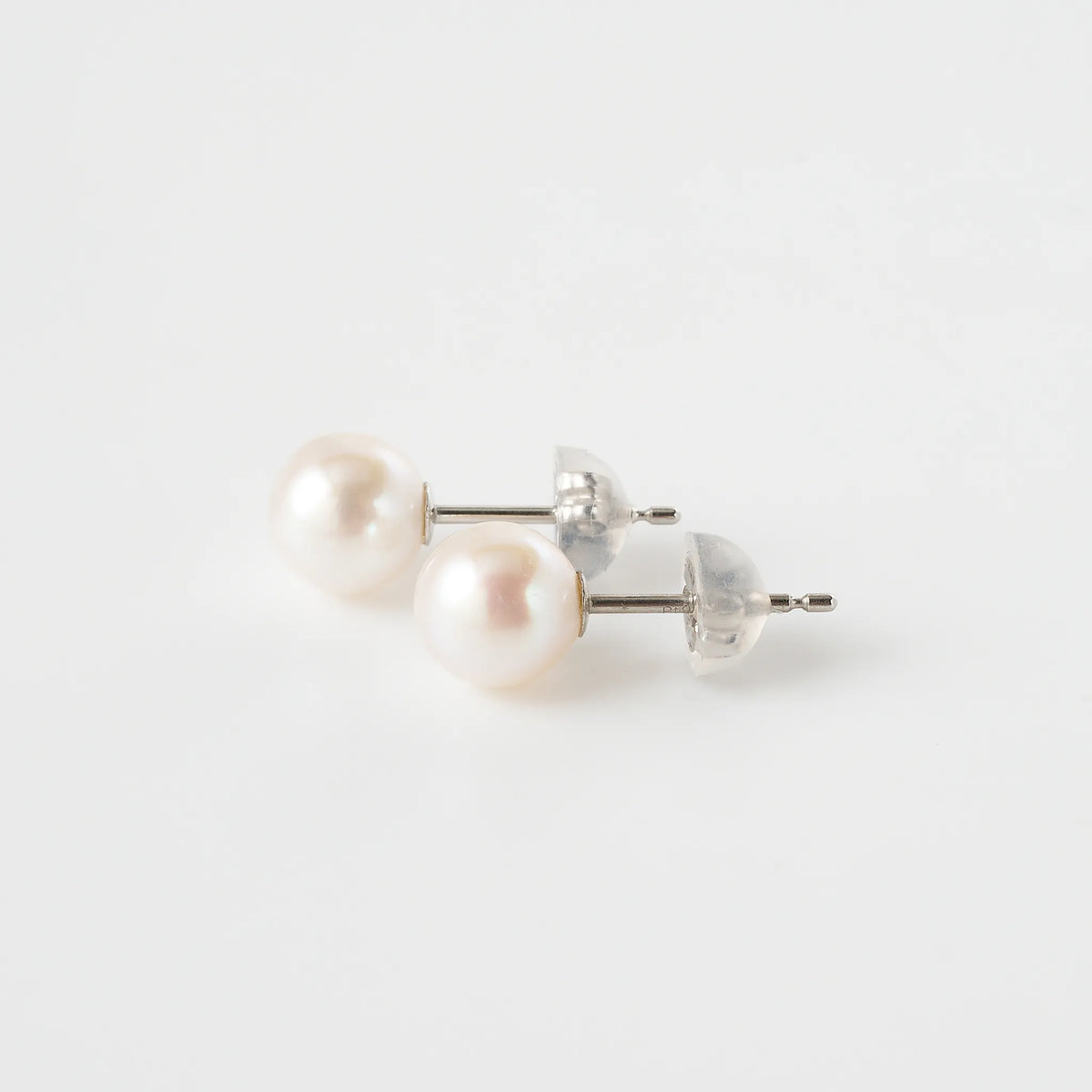 パール プラチナピアス(アコヤ真珠/6.0mm~6.5mm/スタッド/6月誕生石)《WEPQ3100》