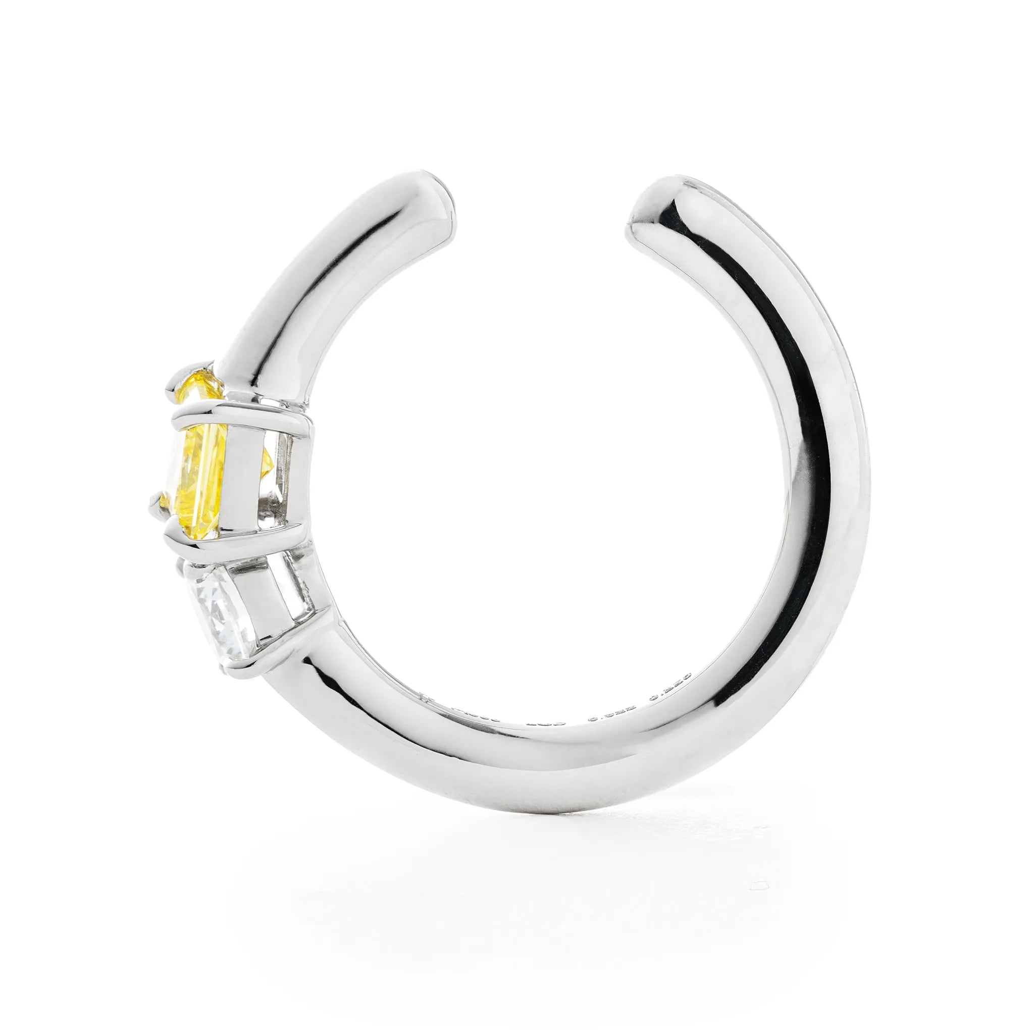 イエローダイヤモンド/ダイヤモンド プラチナイヤーカフ(ラボグロウン/プリンセス/Polaire/4月誕生石)《WESG7034》