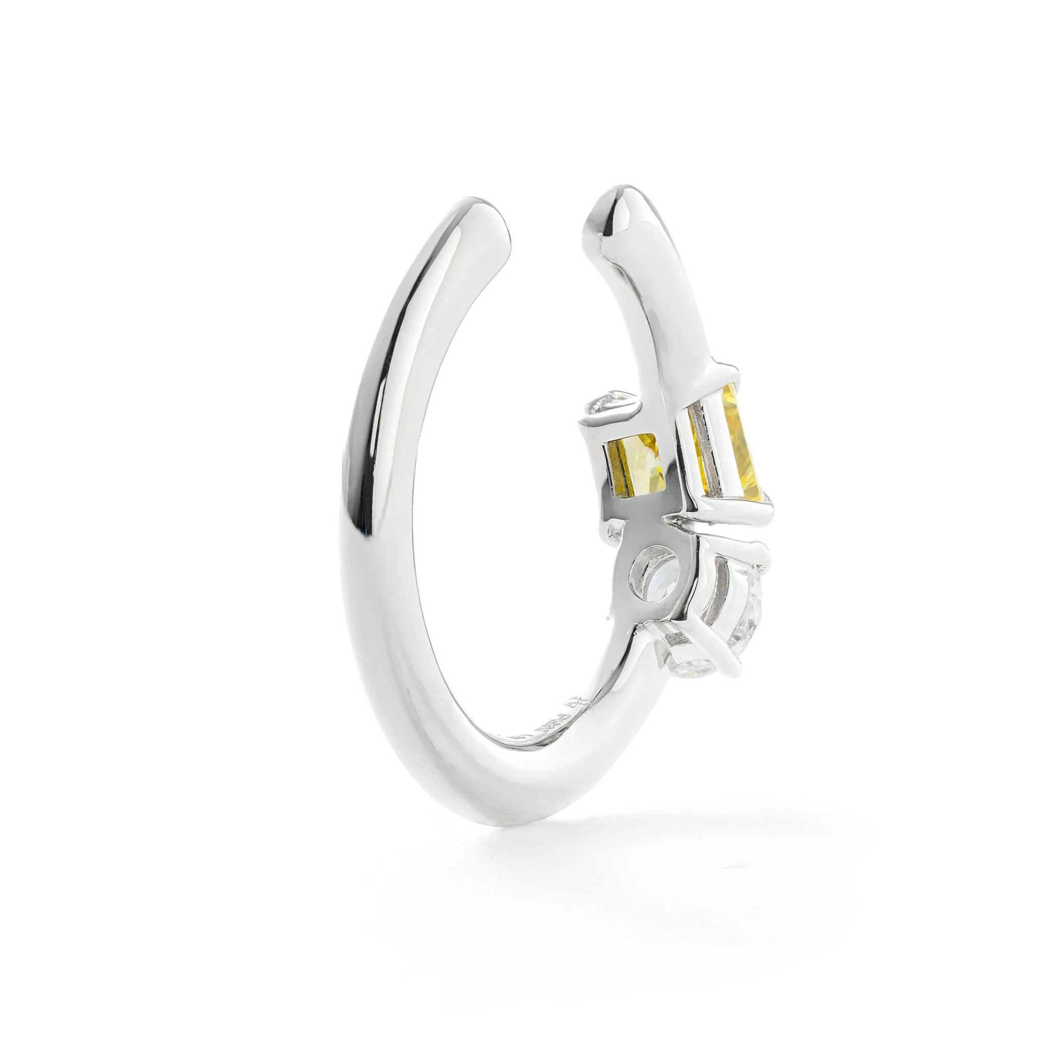 イエローダイヤモンド/ダイヤモンド プラチナイヤーカフ(ラボグロウン/プリンセス/Polaire/4月誕生石)《WESG7034》