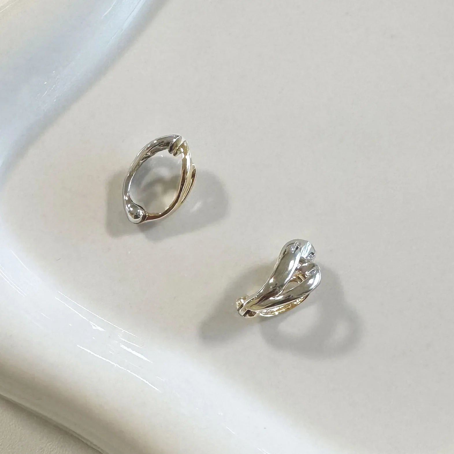 K18/プラチナイヤリング(ピアリング/リバーシブル/リーフモチーフ)《WESY4262》