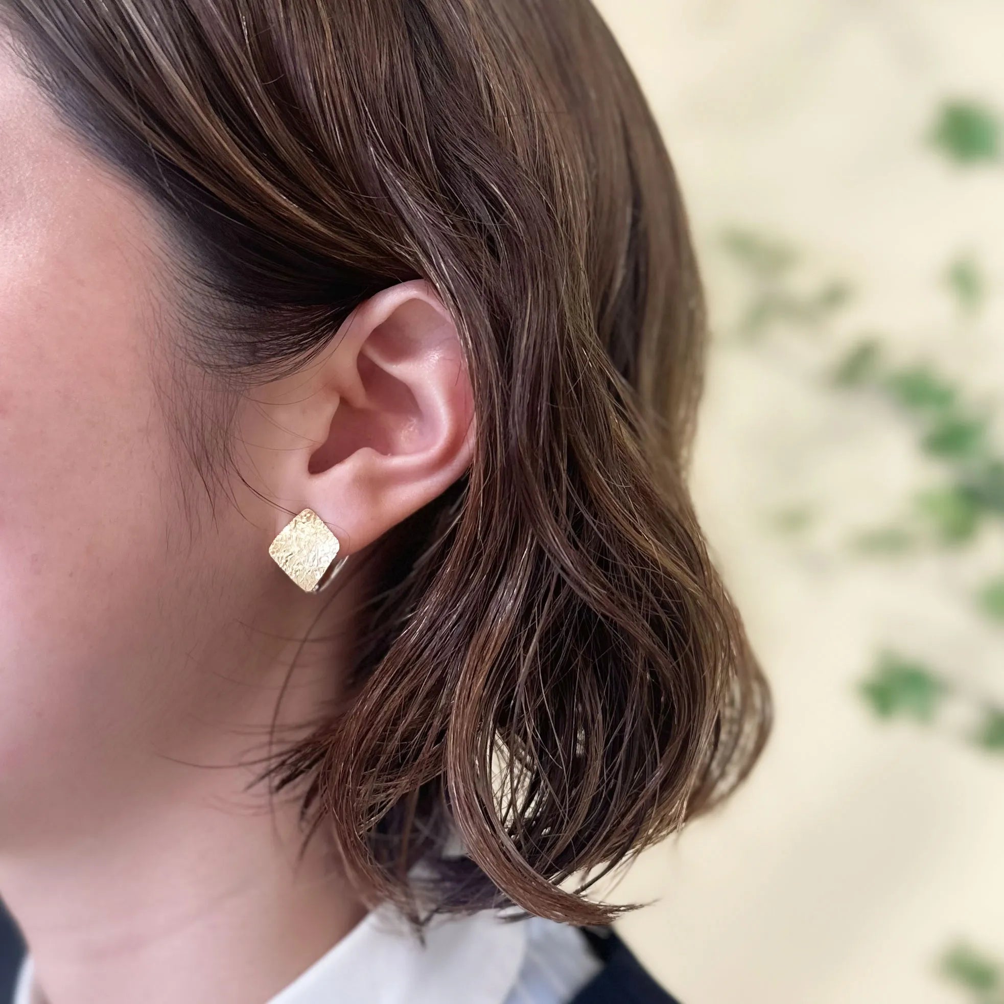 K18/プラチナイヤリング(ピアリング/リバーシブル/テクスチャー/ひし形モチーフ)《WESY4264》