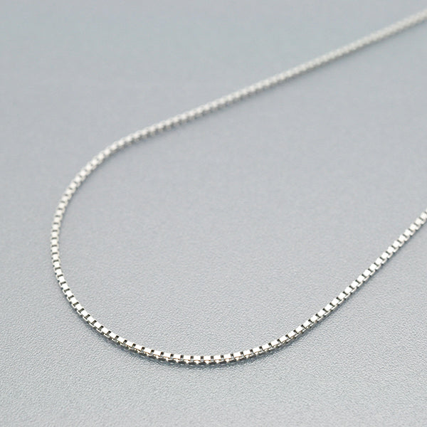 プラチナチェーン(ベネチアン/幅0.8mm/45cm/フリーアジャスター)《WNKY3641》